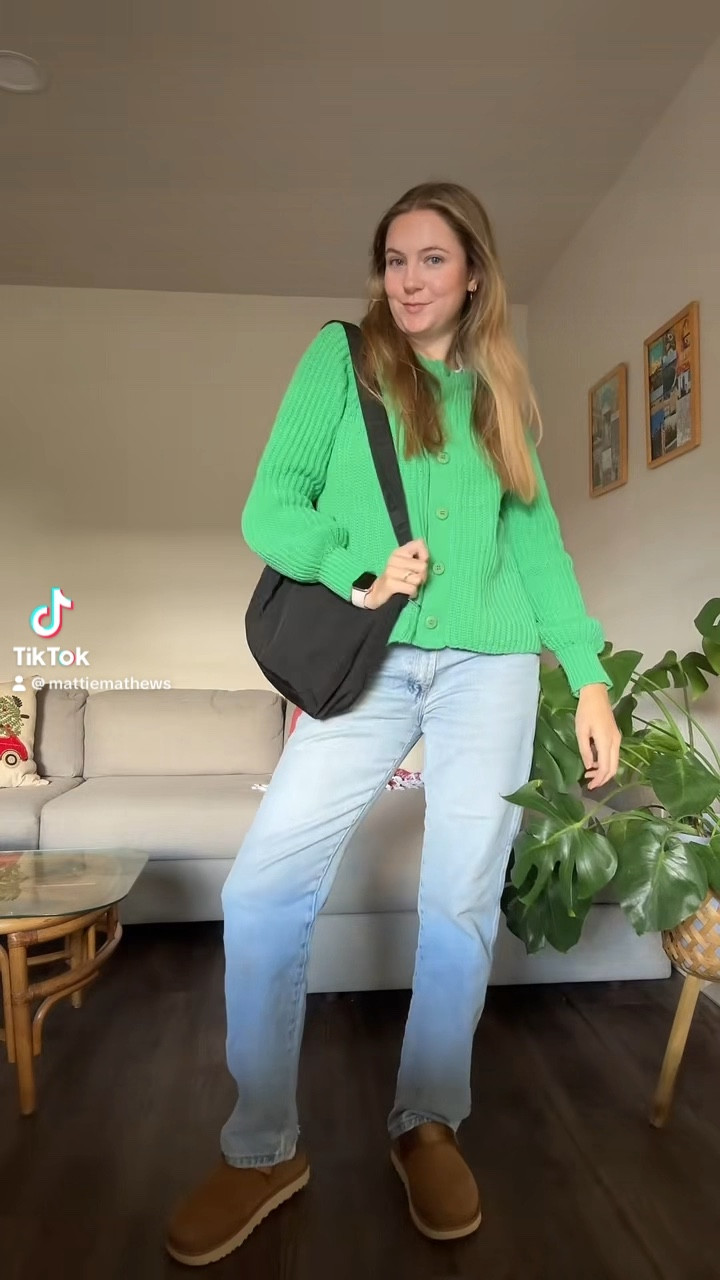 Obsessed with this sweater 