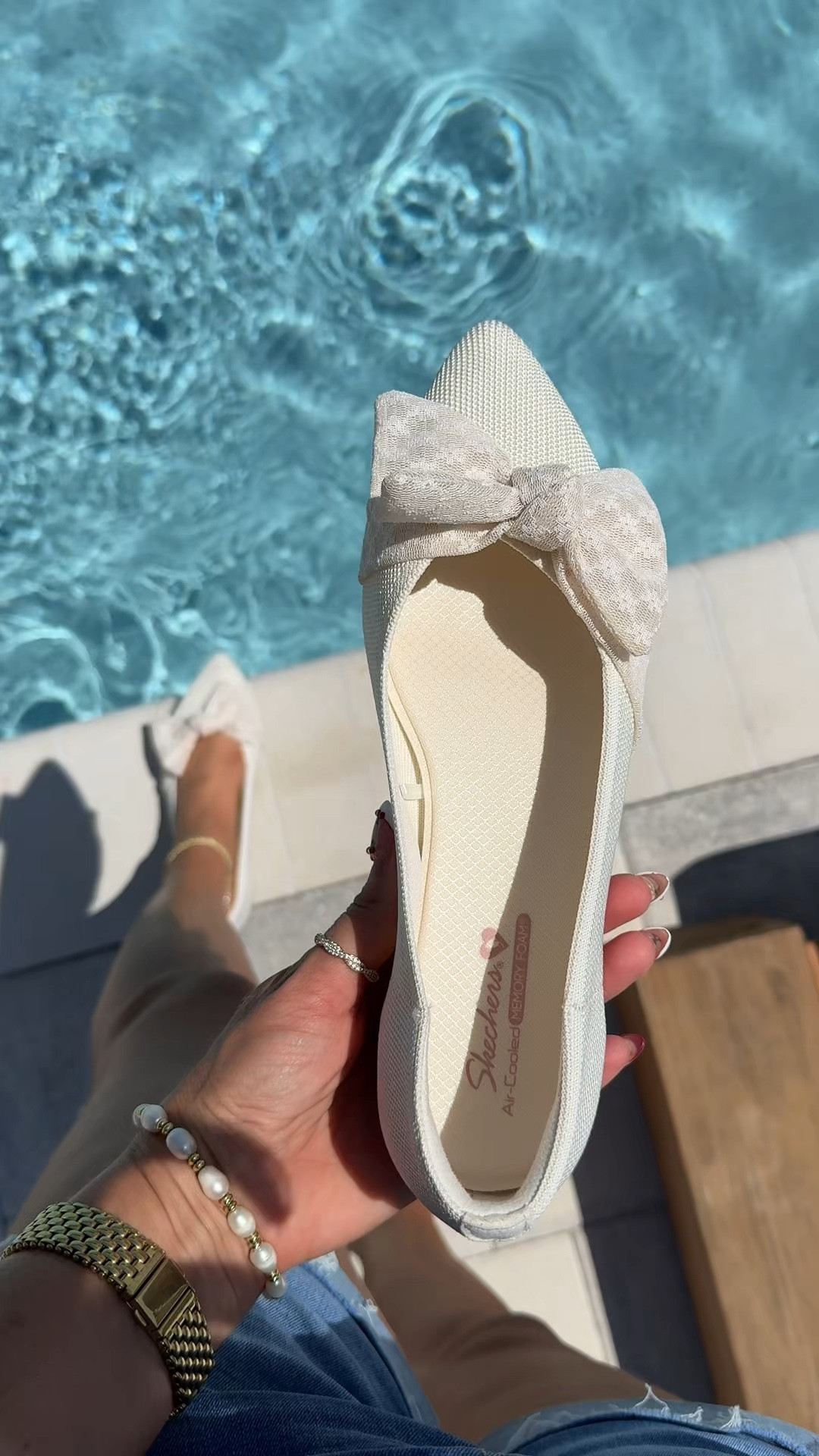 The cutest wedding season flats. #flats #balletflats #skechers #weddingseason #weddingshoes