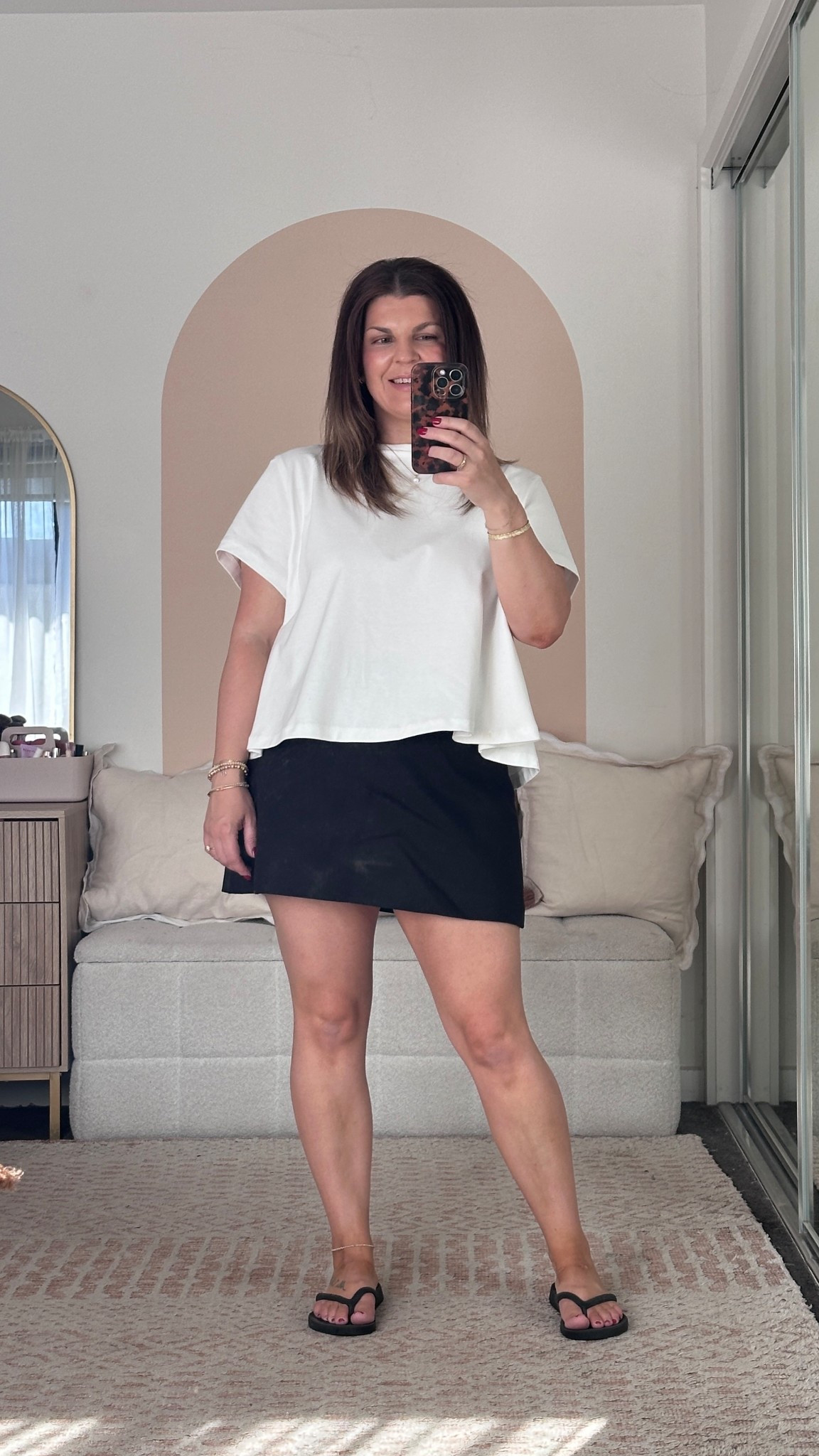 Wearing a 12 in the skort and M in the Tee.



#LTKaustralia #LTKsummer #LTKstyletip