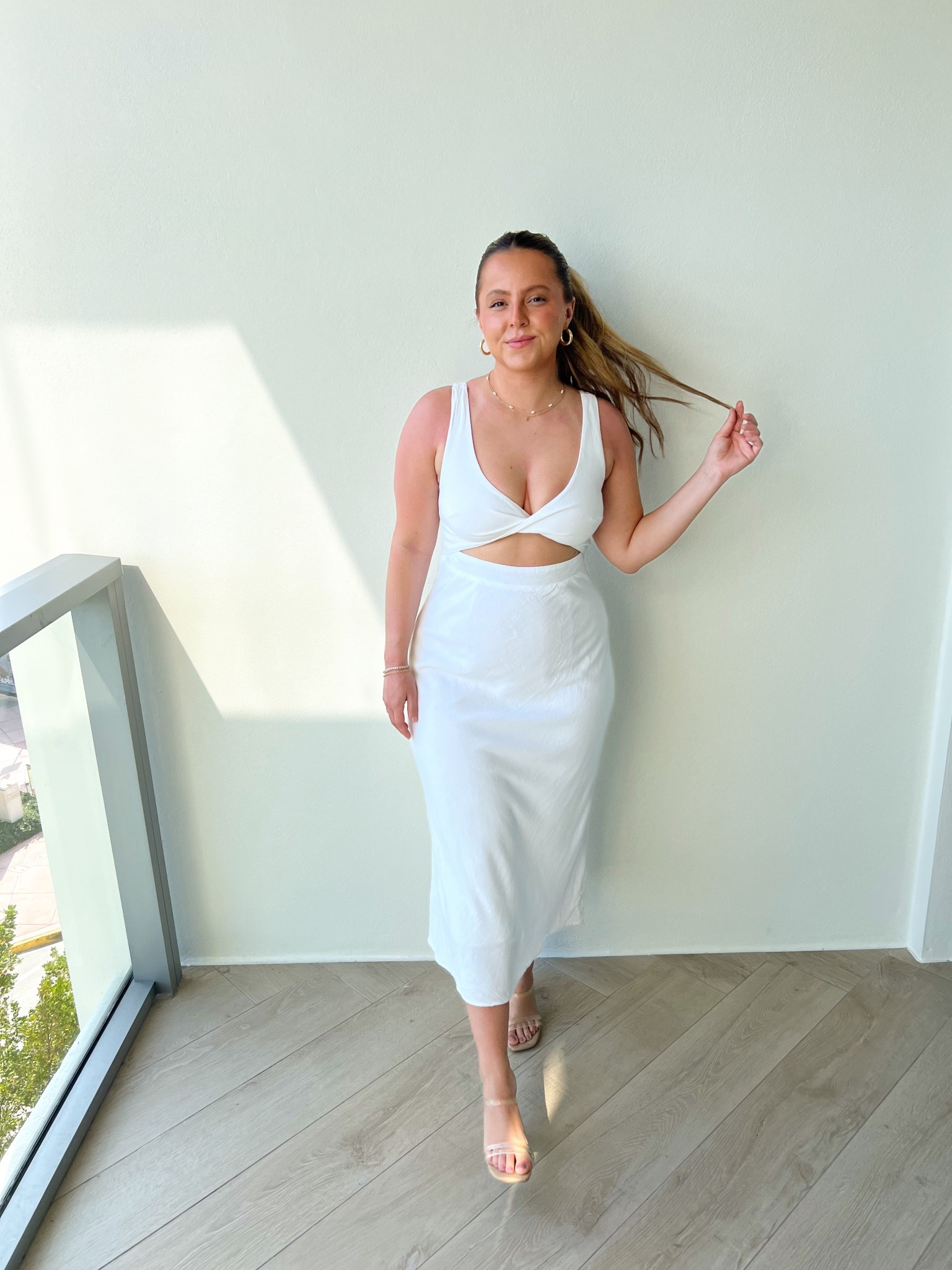 Adore this white dress! It’s so flattering.

#LTKWedding #LTKMidsize #LTKFindsUnder100