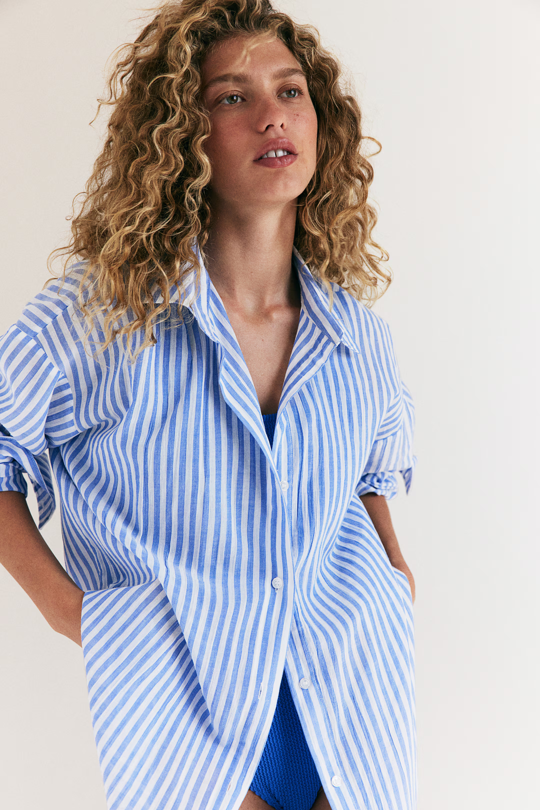 Lange katoenen overhemdblouse - Blauw/gestreept - DAMES | H&M NL | H&M (DE, AT, CH, NL, FI)