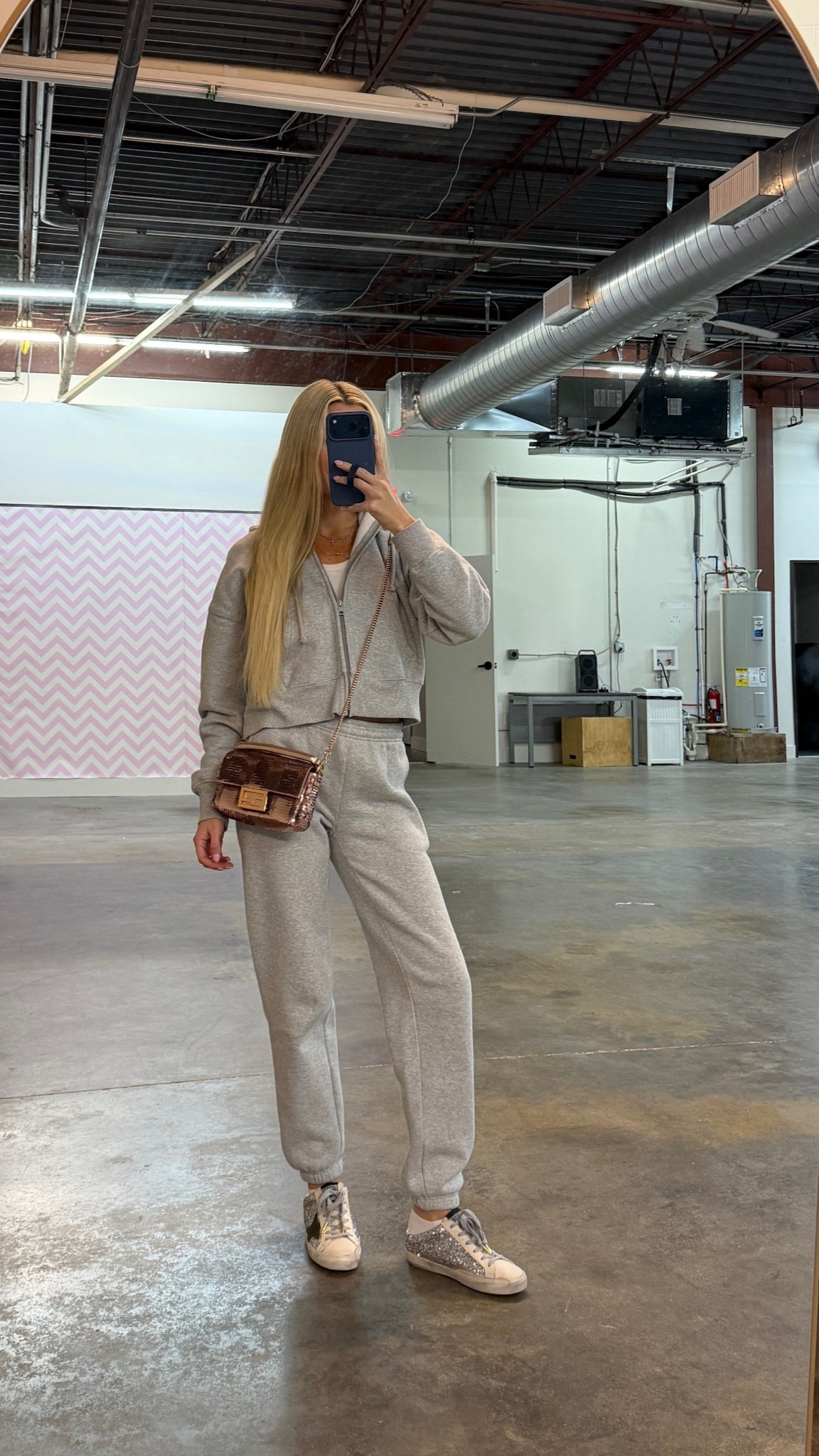 Sweats for work today 🩶 Best sweats on earth I’ll stand by that !!! 

#LTKActive #LTKootd #LTKFindsUnder100