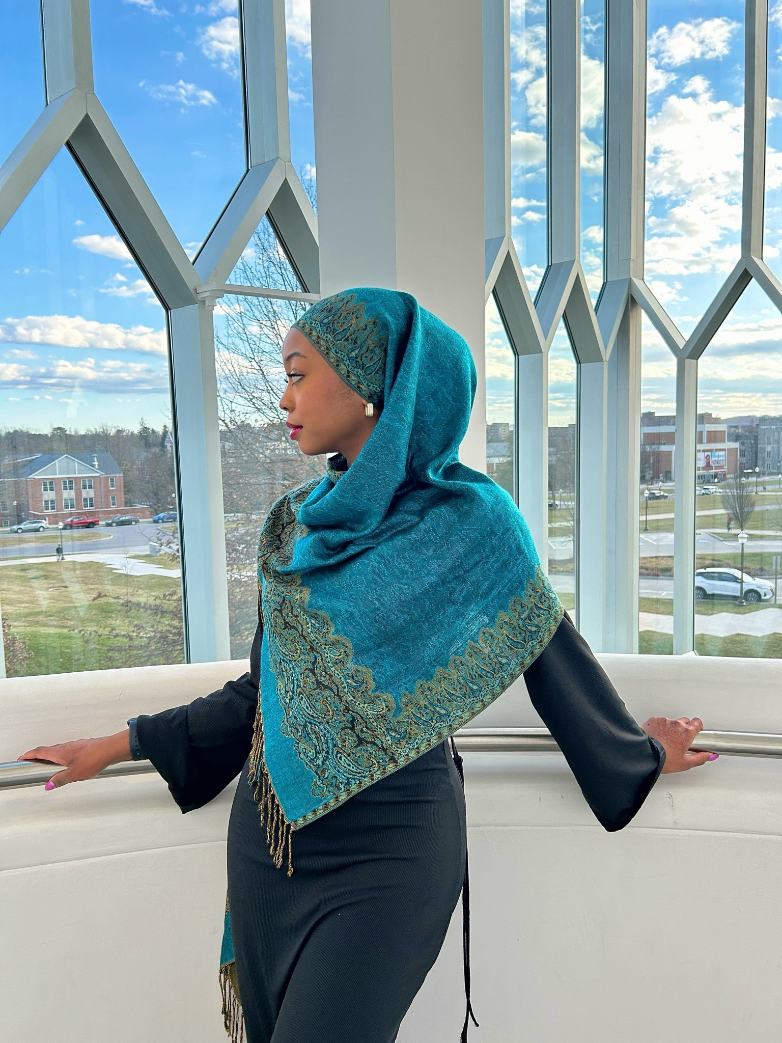 Teal Pashmina- The perfect way to spice up your outfit #hijab #modestfashion 

#LTKstyletip #LTKfindsunder50 #LTKbeauty