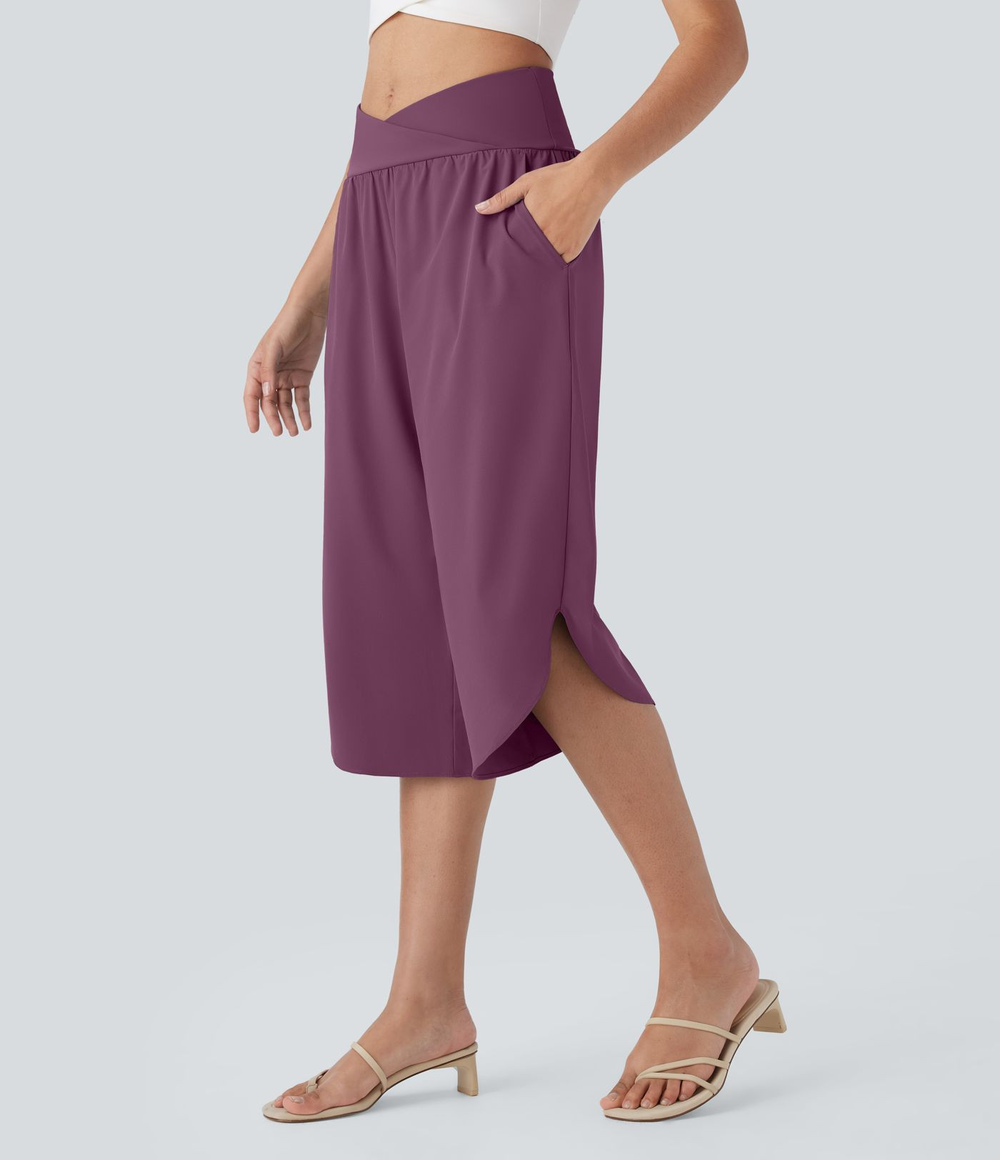 Women\u2019s Breezeful\u2122 High Waisted Crossover Pocket Quick Dry Capri Pants - Halara | HALARA