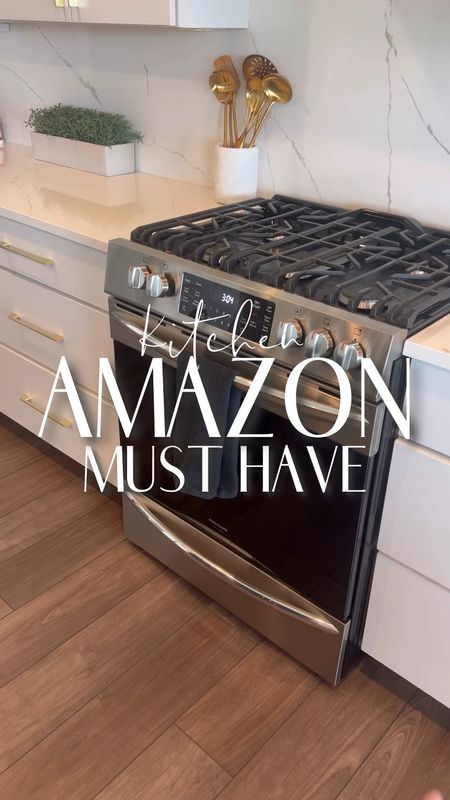 I found the ultimate drill-free towel holder on Amazon! It’s so easy to install, doesn’t require any holes and has the perfect sleek design! I love this Amazon find to get organized in the kitchen or bathroom.


🏷️ Amazon home finds, Amazon must have, renter hacks, organized home

#founditonamazon #amazonfinds #amazonkitchen #getorganized #amazonhomefinds #amazonhome #homehacks #budgetfriendly #easydiy 

#LTKhome #LTKVideo #LTKfindsunder50