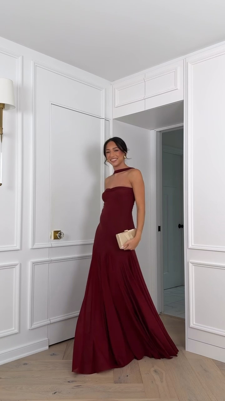 Fall wedding guest dresses 🤎 These dresses are all bump friendly and perfect for fall wedding season Sizing details below 👇🏽 Navy maxi dress - M Burgundy maxi dress - S Black ruffle dress - S Slate grey maxi dress - S

cocktail dress, event dress, floral dress, fall event dress, fall dresses, jewel tone dress

#LTKWedding #LTKSeasonal