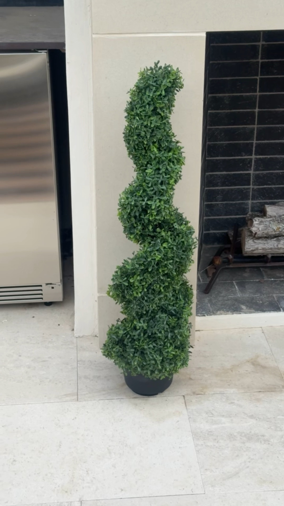 I am obsessed with these topiaries from The @homedepot! They are the perfect way to refresh your home for the new year! Get up to 30% off select items now through January 21st during their Refresh and Renew event! #thehomedepot #thehomedepotpartner #ad