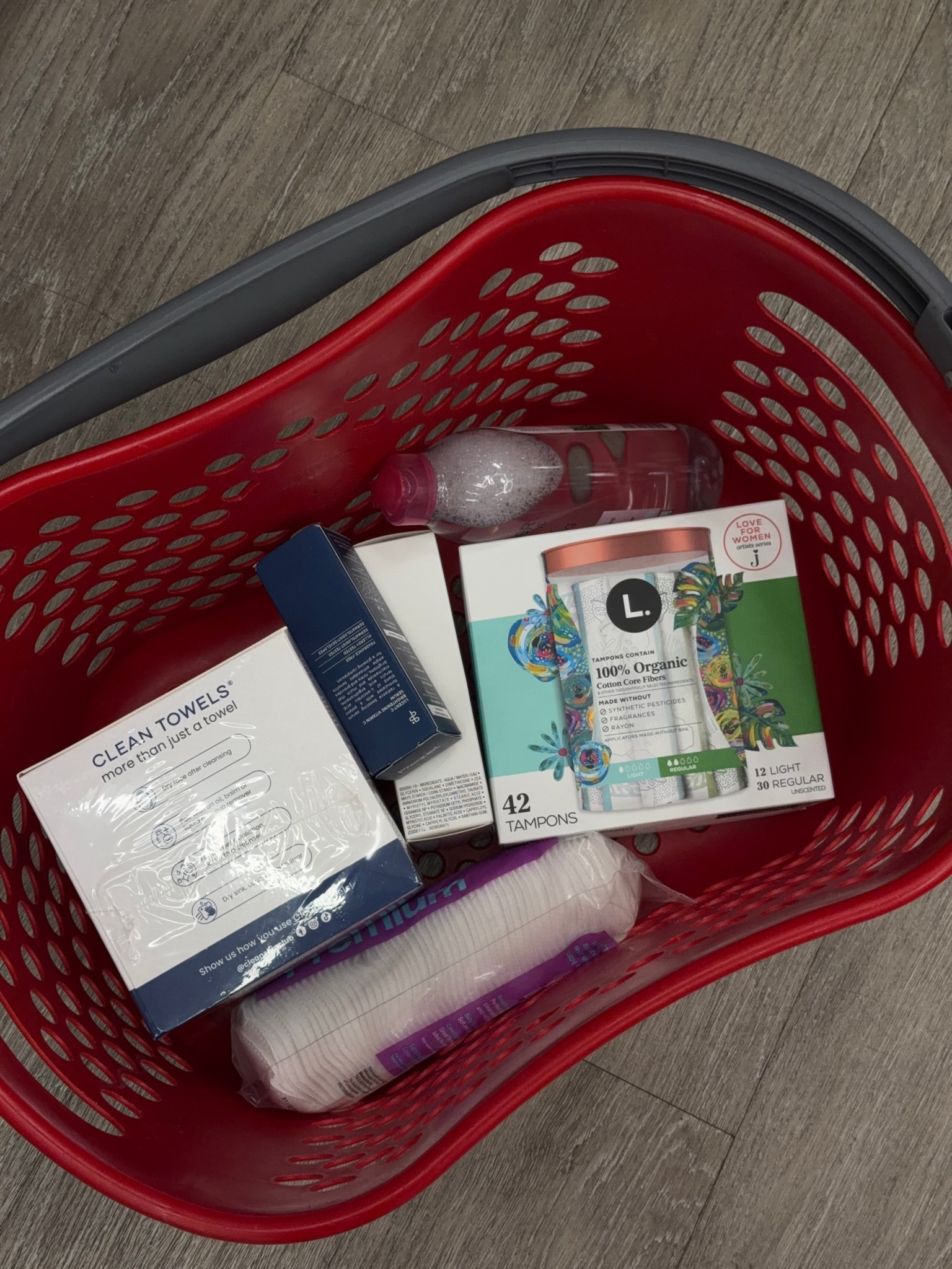 #ad @thisislperiod made with US organic cotton @target #thisisldesignerseries #targetpartner #sponsored #chooselove #chooseL