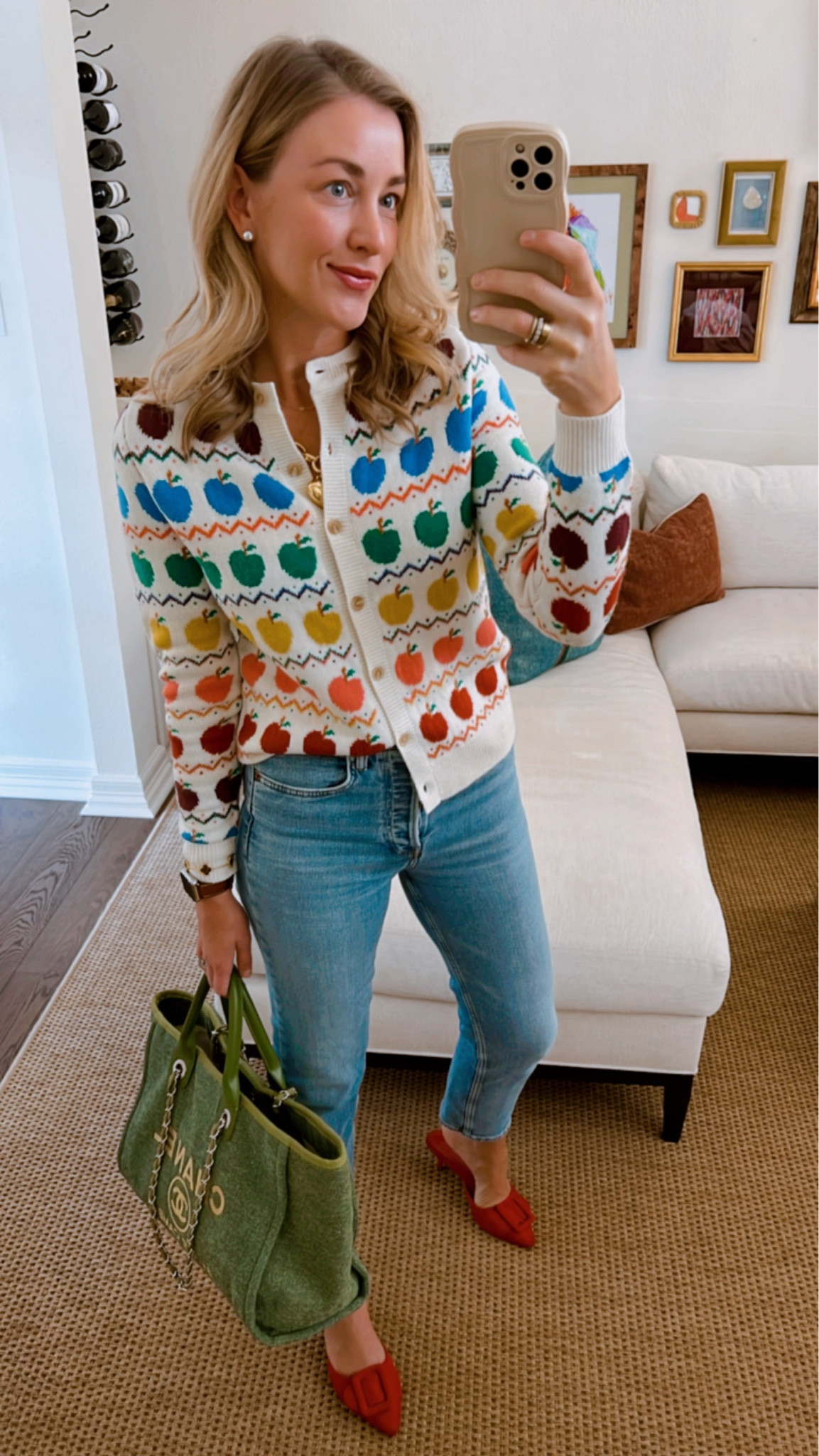 Apple Picking 🍏🍎

#cardigan #apples #fall #thanksgiving #ootd #style #matching #motherdaughter #seasonal #fallattire #autumn #thanksgivingoutfit #bodenclothing #home #homedecor 

#LTKshoecrush #LTKfindsunder100 #LTKSeasonal