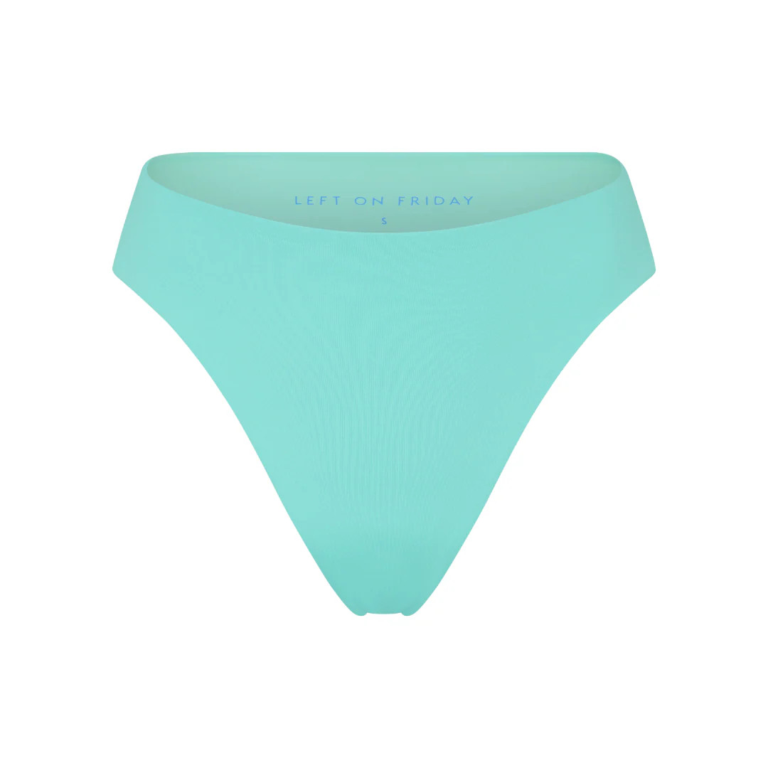 Throwback Bottom | Left on Friday