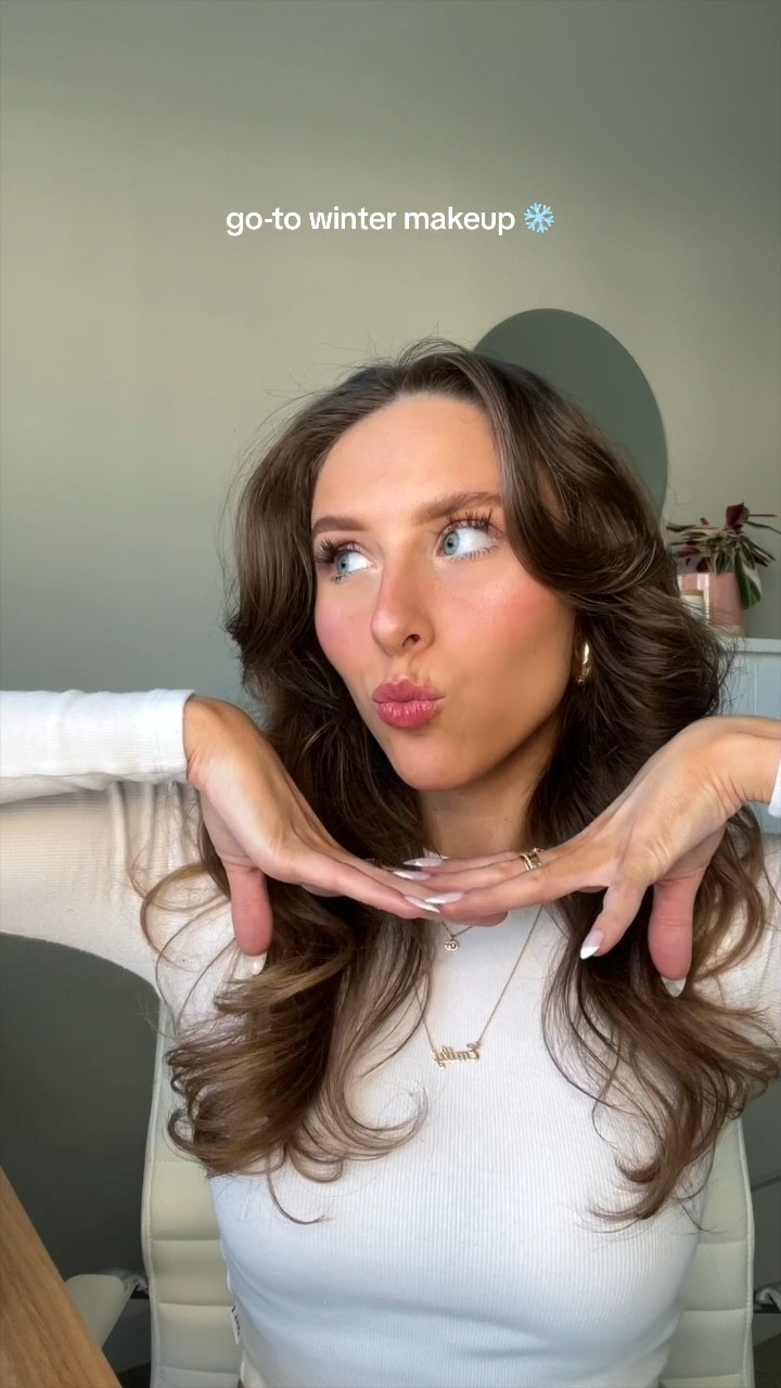 go-to winter makeup routine ❄️  pt 2

#wintermakeup #makeup #everydaymakeup #grwm #wintermakeuproutine #wintergrwm #glowymakeup  

#LTKfindsunder50 #LTKbeauty