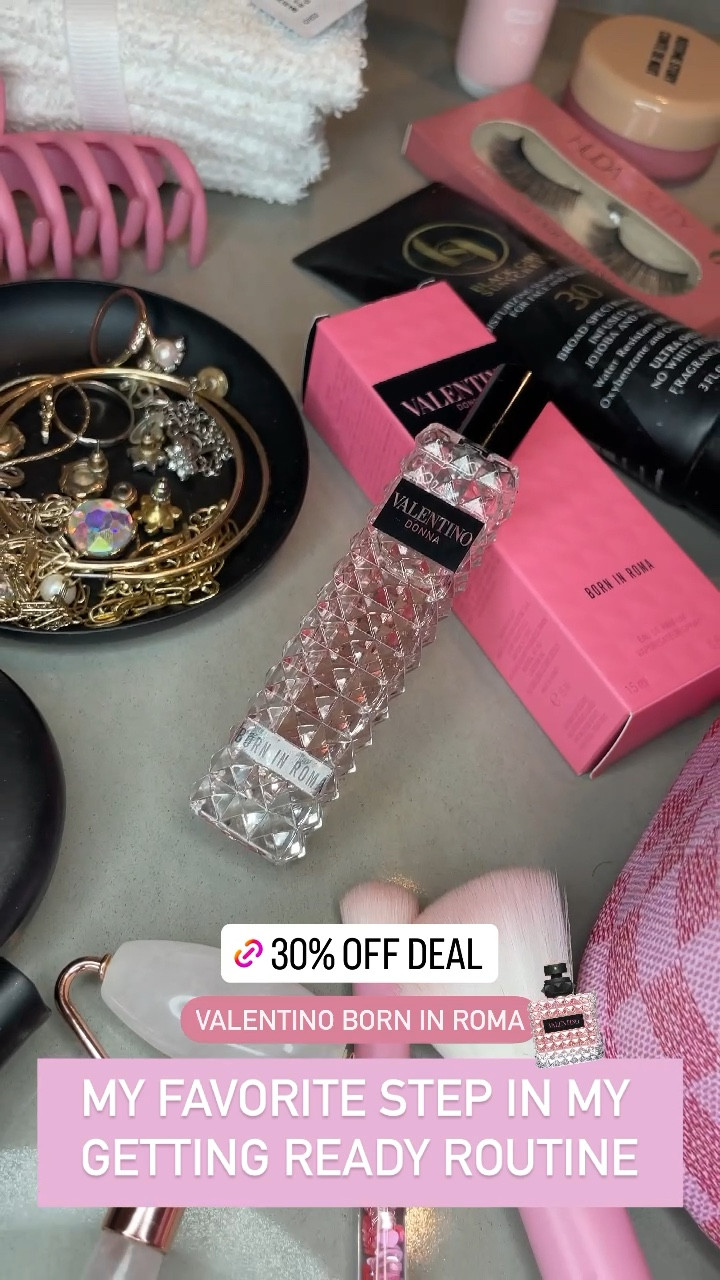 Sale on perfume and beauty 
Gift guide
Christmas gift idea
Black Friday deal

#LTKbeauty #LTKCyberweek #LTKGiftGuide