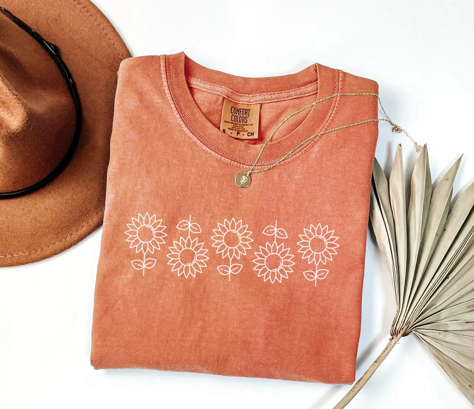 Comfort Colors® Sunflower Shirt,Minimalist Flower Shirt,Wildflowers TShirt,Cute Sunflower Tee,Bo... | Etsy (Global)