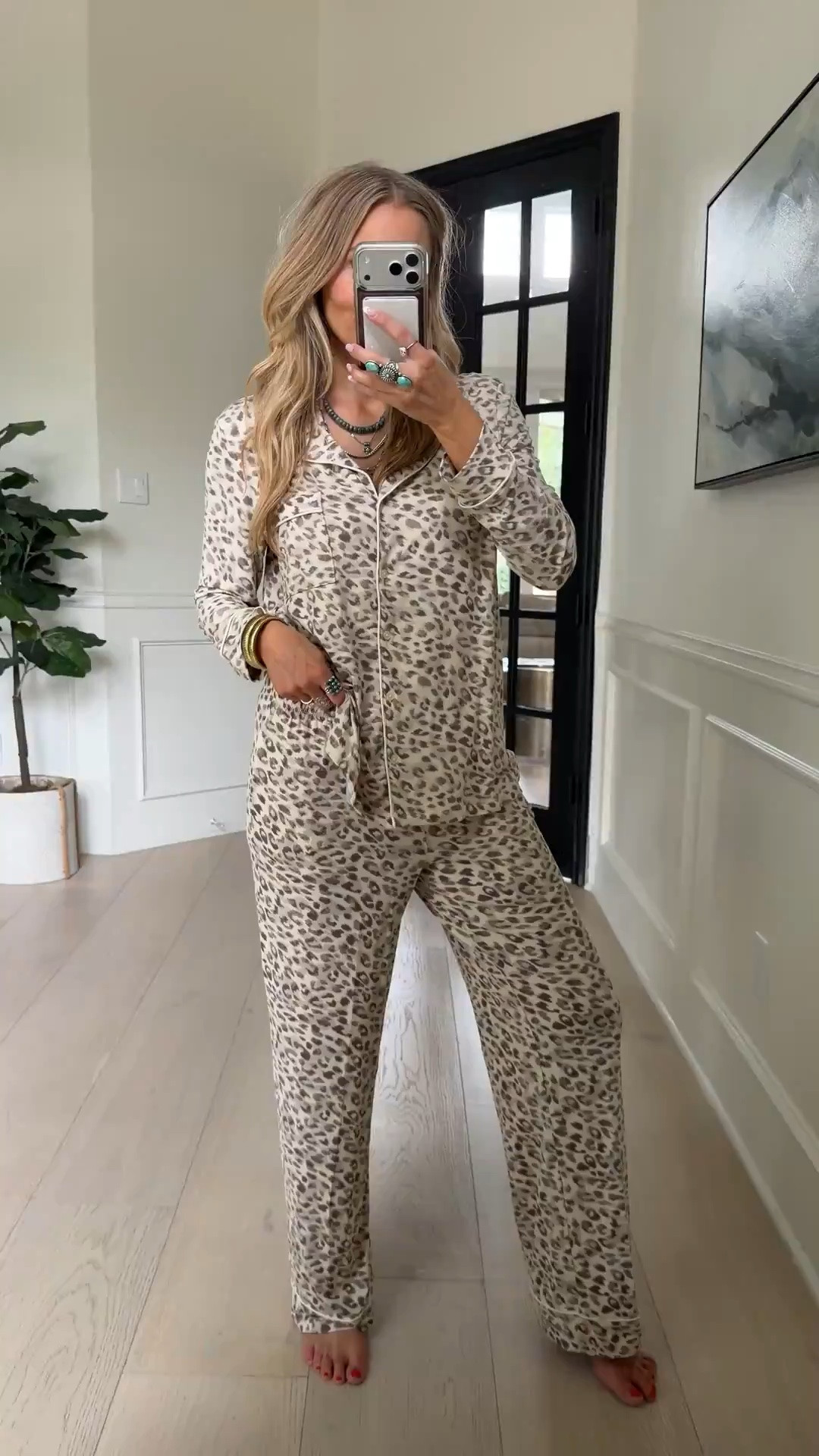 🤍Just when I thought I couldn’t love these pajamas more, Walmart released this neutral leopard and I am a new level of obsessed! 🤩