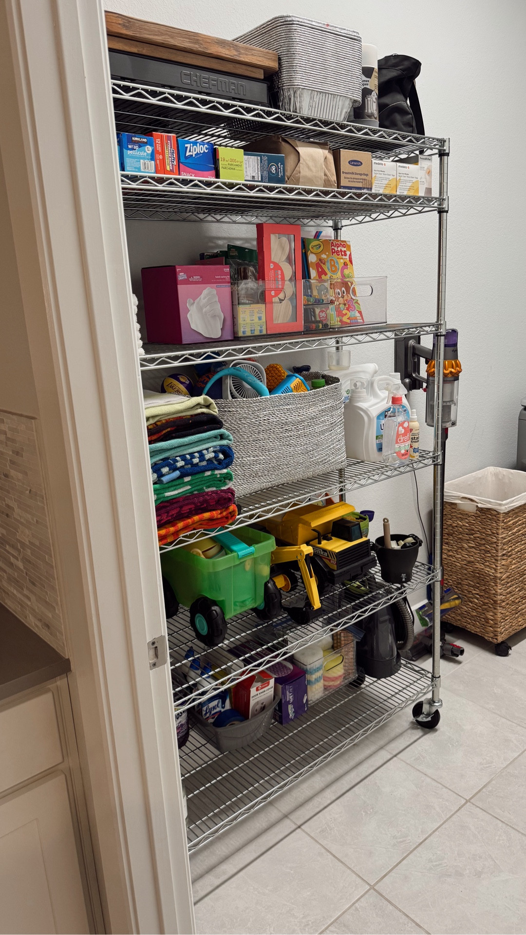 I’ve decided to start a nesting series since I’ve just entered my 3rd trimester! I am wanting to declutter every inch of our house so I’ll be taking you along the messy fun😄. Attached is everything I used to organize our laundry room

#LTKHome #LTKBump #LTKFindsUnder100