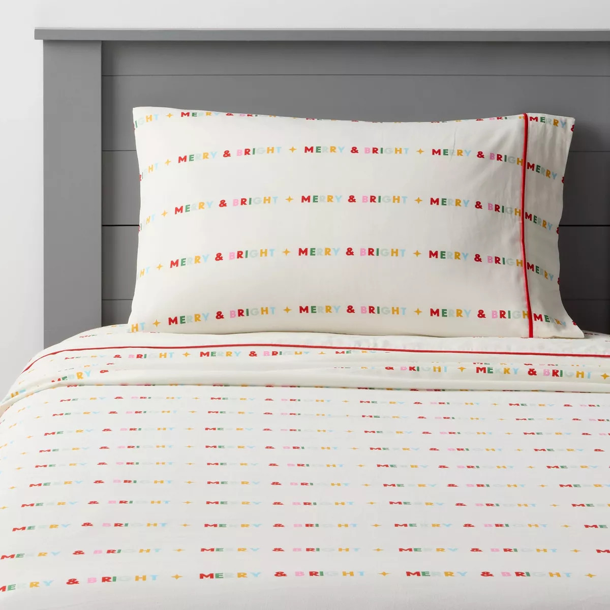 Merry and Bright Kids' Cotton Sheet Set - Pillowfort™ | Target
