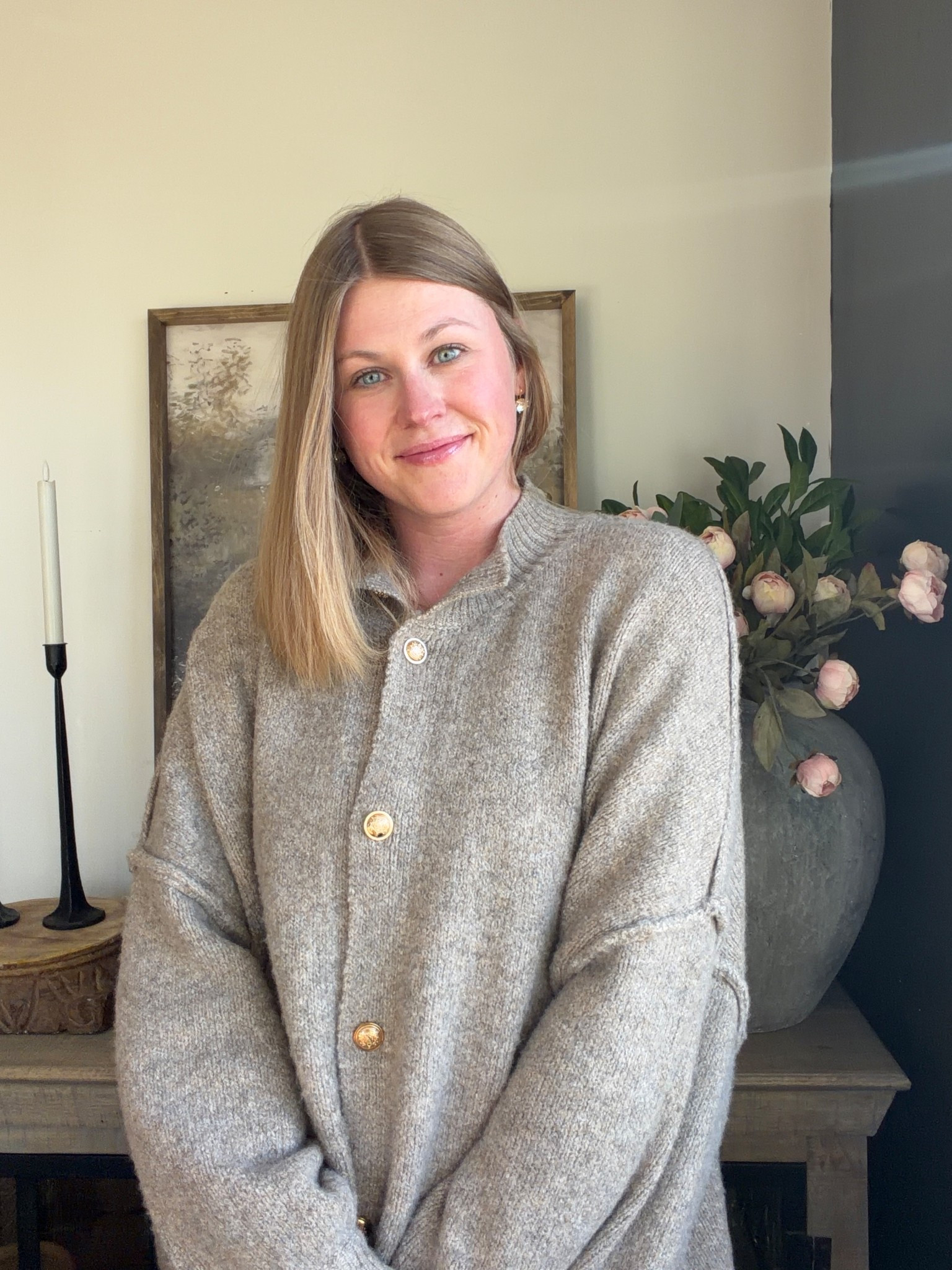 Gosh I love this oversized cardigan! It is so soft and thick! Color is camel!

#LTKootd #LTKHome