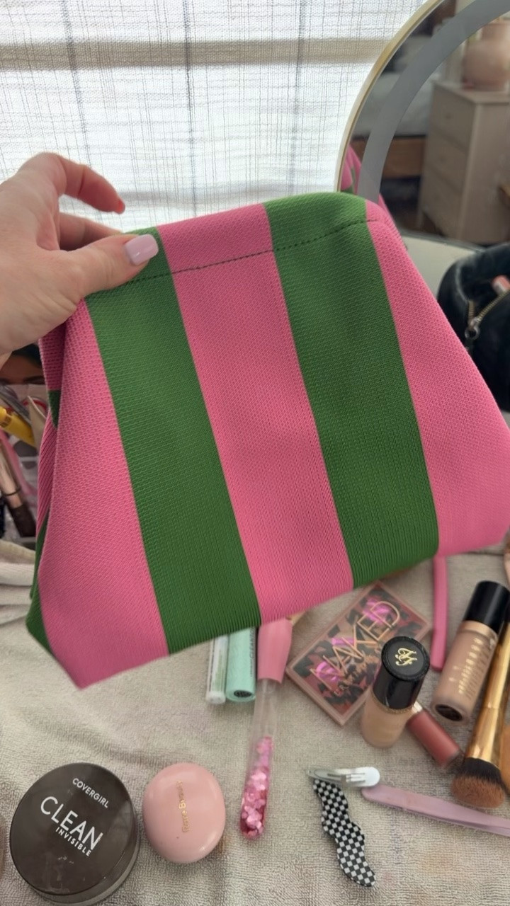 Look at this cute makeup bag! It’s under $13 and holds a lot! Lots of other colors and patterns. #makeup #beauty