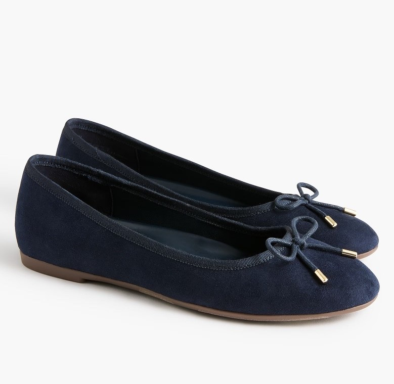 Navy blue suede ballet flats

#LTKSeasonal