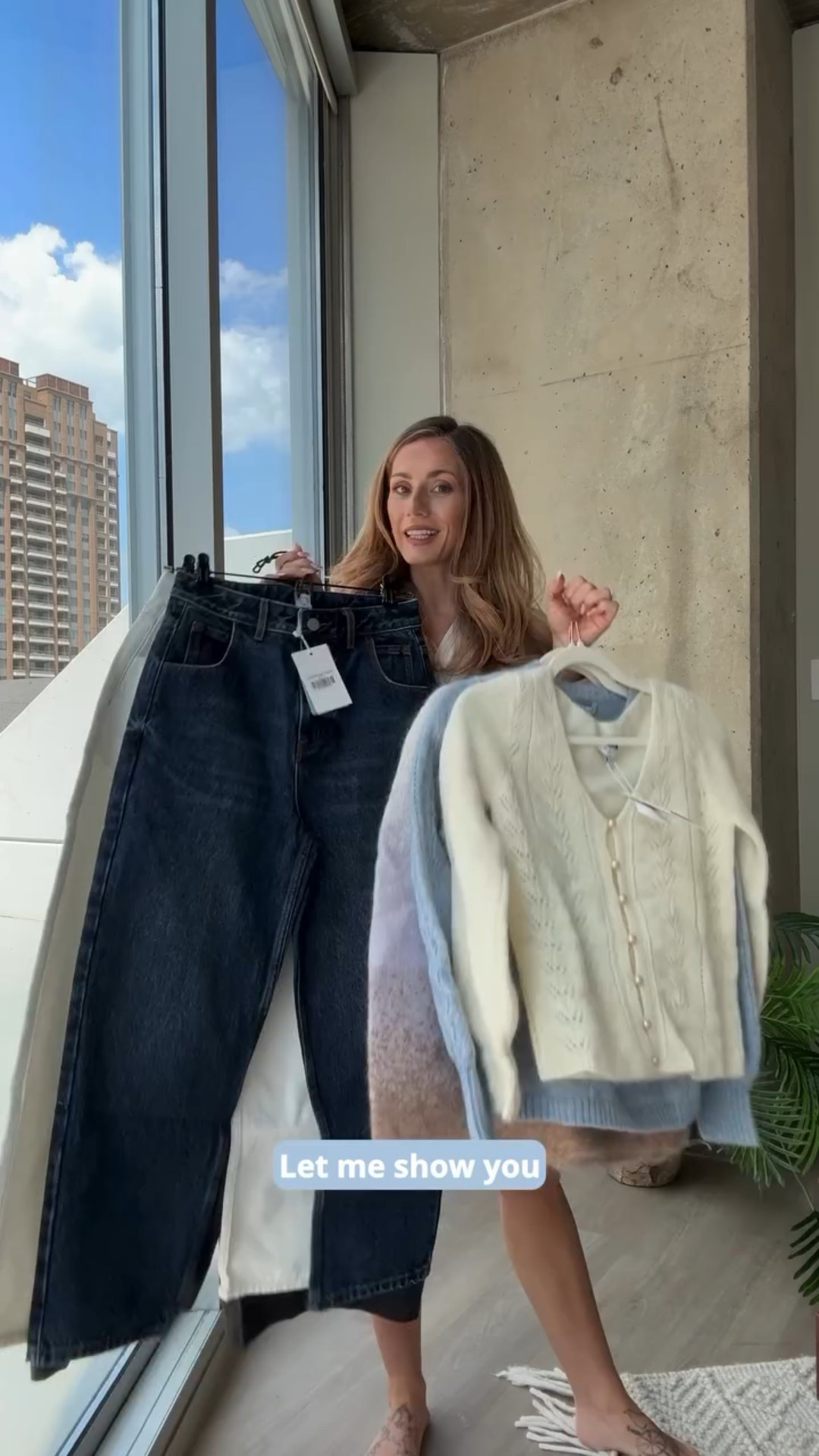 🍂 Fall layers, but make them petite-friendly 🤎 Use CHRISTINA10 for a discount🍃

Trying on some of my favorite new arrivals from @petitestudionyc — designed ethically and made to fit women 5’4” and under. 

Which look is your fave? #PetiteStyle #FallFashion