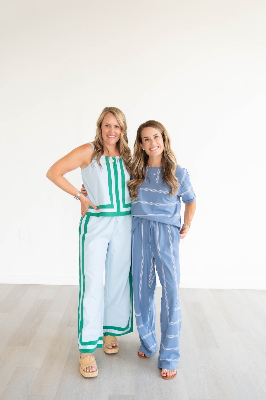 Cute matching sets

Amazon fashion Amazon finds travel outfit loungewear matching sets summer outfit mom style mom outfit trendy fashion

#LTKmomlife #LTKgrwm #LTKootd