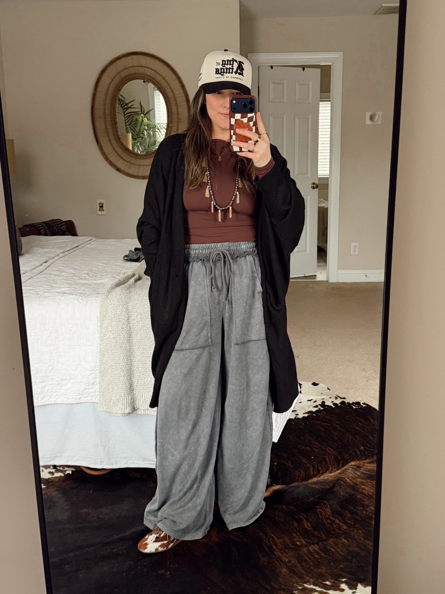 Outfit of the day as a 29 year old mom of 3, who’s style is modest, casual and comfy 🤎

The outfit formula is a comfy base that can be styled to elevate for errands, carpool, dinner with family, all the mom things. 

SIZING, 5’3”
• Top - medium
• Cardigan - Large
• Pants - Medium
• Shoes - True to Size (a little tight at first but the leather stretches perfectly after a couple wears!)

__
#LTKOver30 #LTKMomStyle #LTKAmazon

#LTKootd #LTKmomlife
