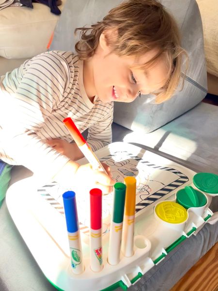 Color wonder mess free art desk with stamps is great for toddlers!