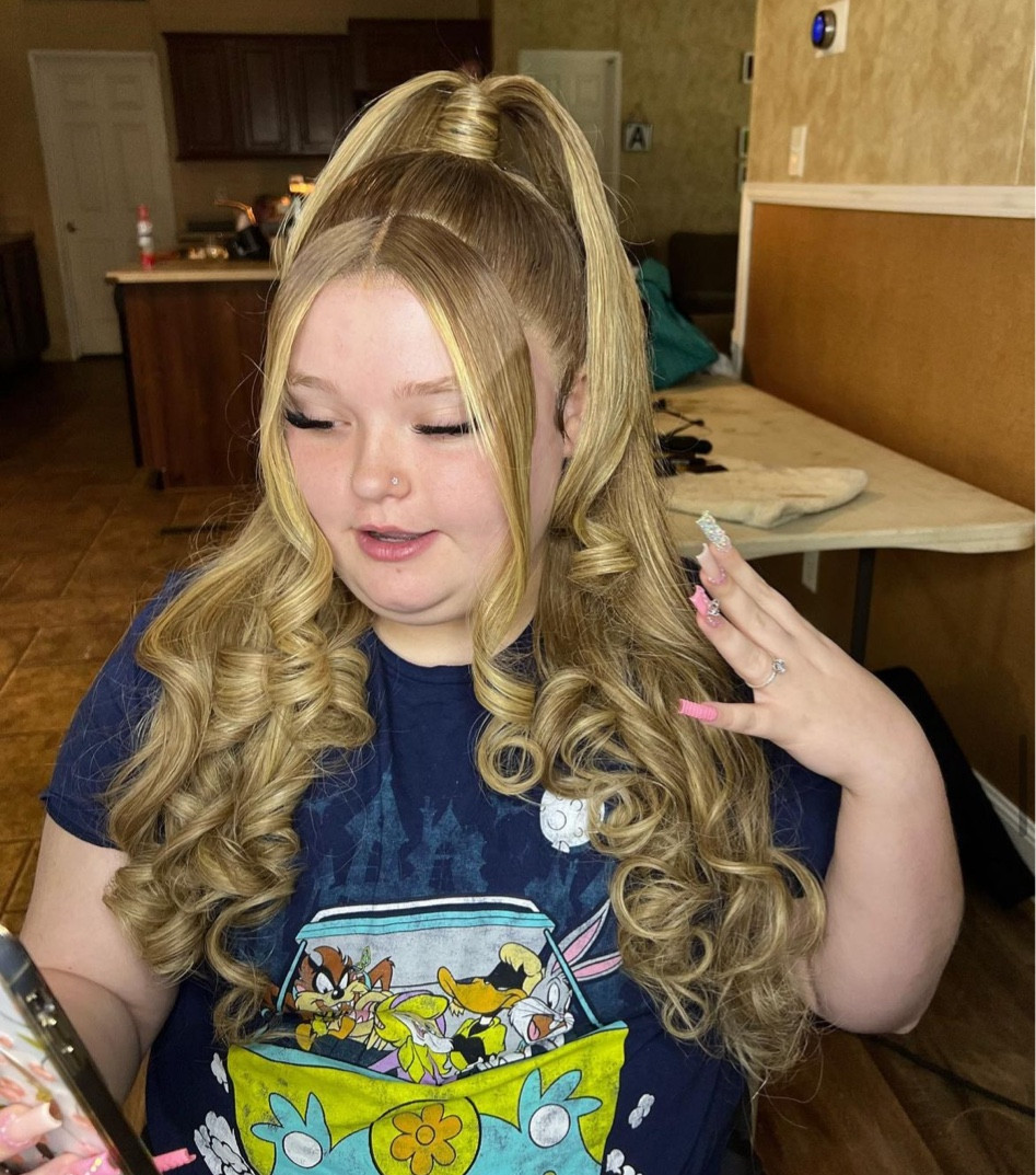 Love Looney tunes graphic Tees. Got this one at Walmart so linked some similar ones for you guys 🫶🏼

#LTKStyleTip #LTKBacktoSchool #LTKFindsUnder50