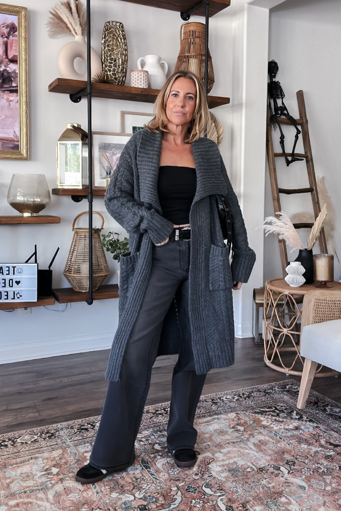 Kohls outfit on sale
Oversized sweater size xs
Pants size 0


#LTKfindsunder50 #LTKCyberWeek #LTKstyletip