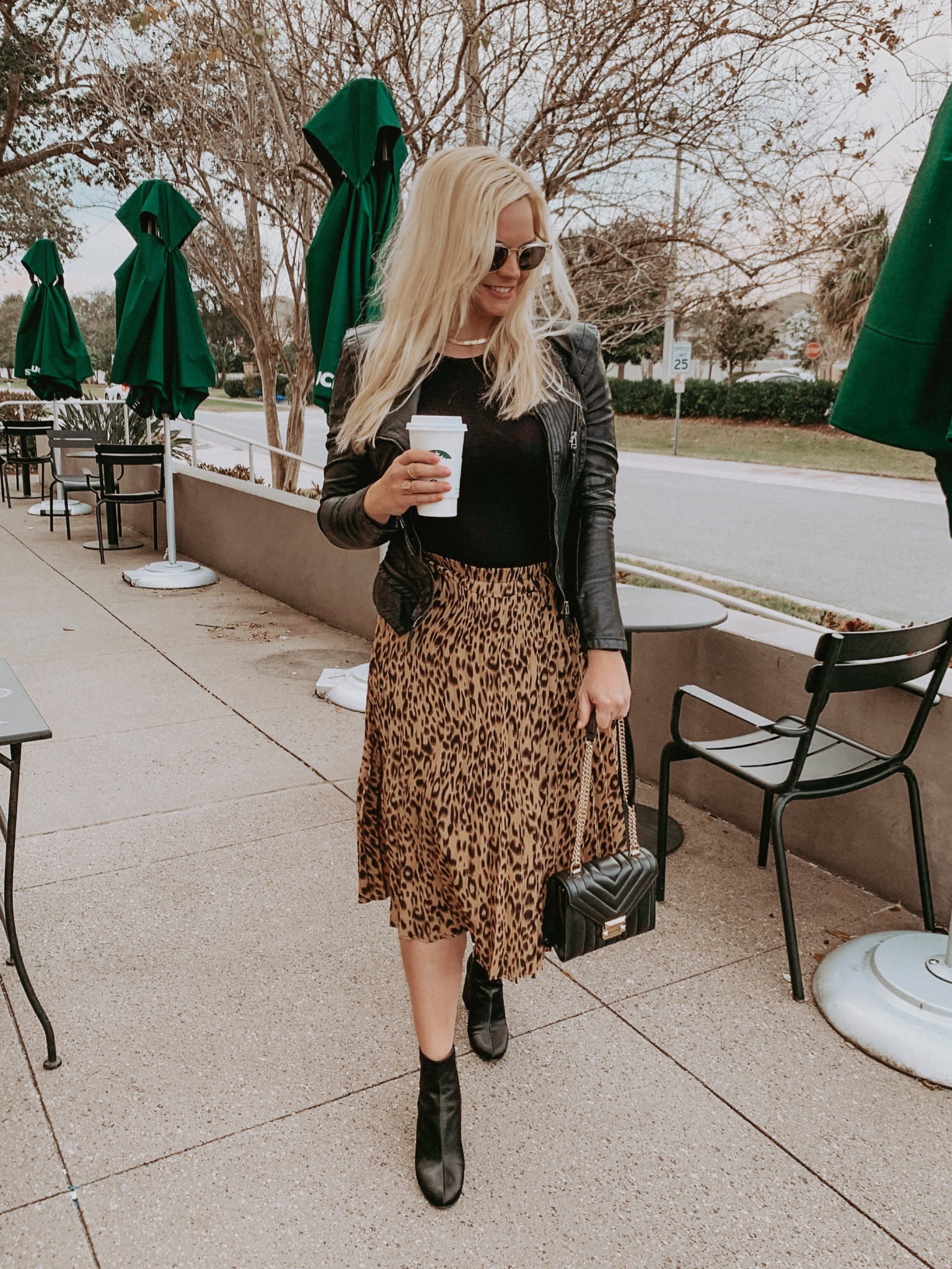 Fall outfit
Work outfit 
Skirt
Amazon

#LTKunder50 #LTKworkwear #LTKSeasonal