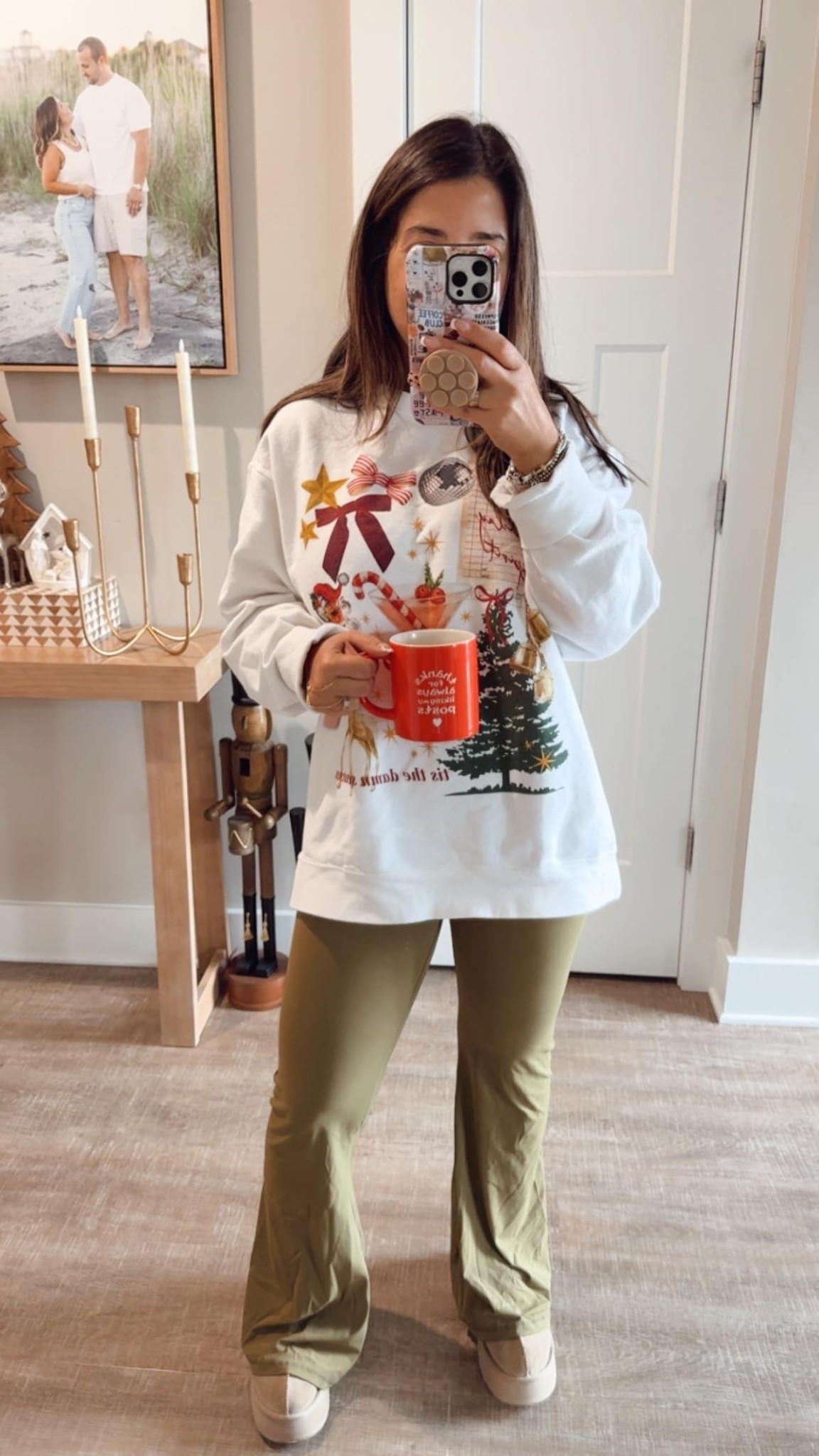 It’s Thanksgiving week and here I am already  in my holiday sweatshirt. This oversized sweatshirt is perfect for the holiday season and I’m loving it paired with my favorite leggings. The fit is perfect for lounging and the overlook is so freaking cute. 
Casual holiday sweatshirt

#LTKSeasonal #LTKMidsize #LTKHoliday