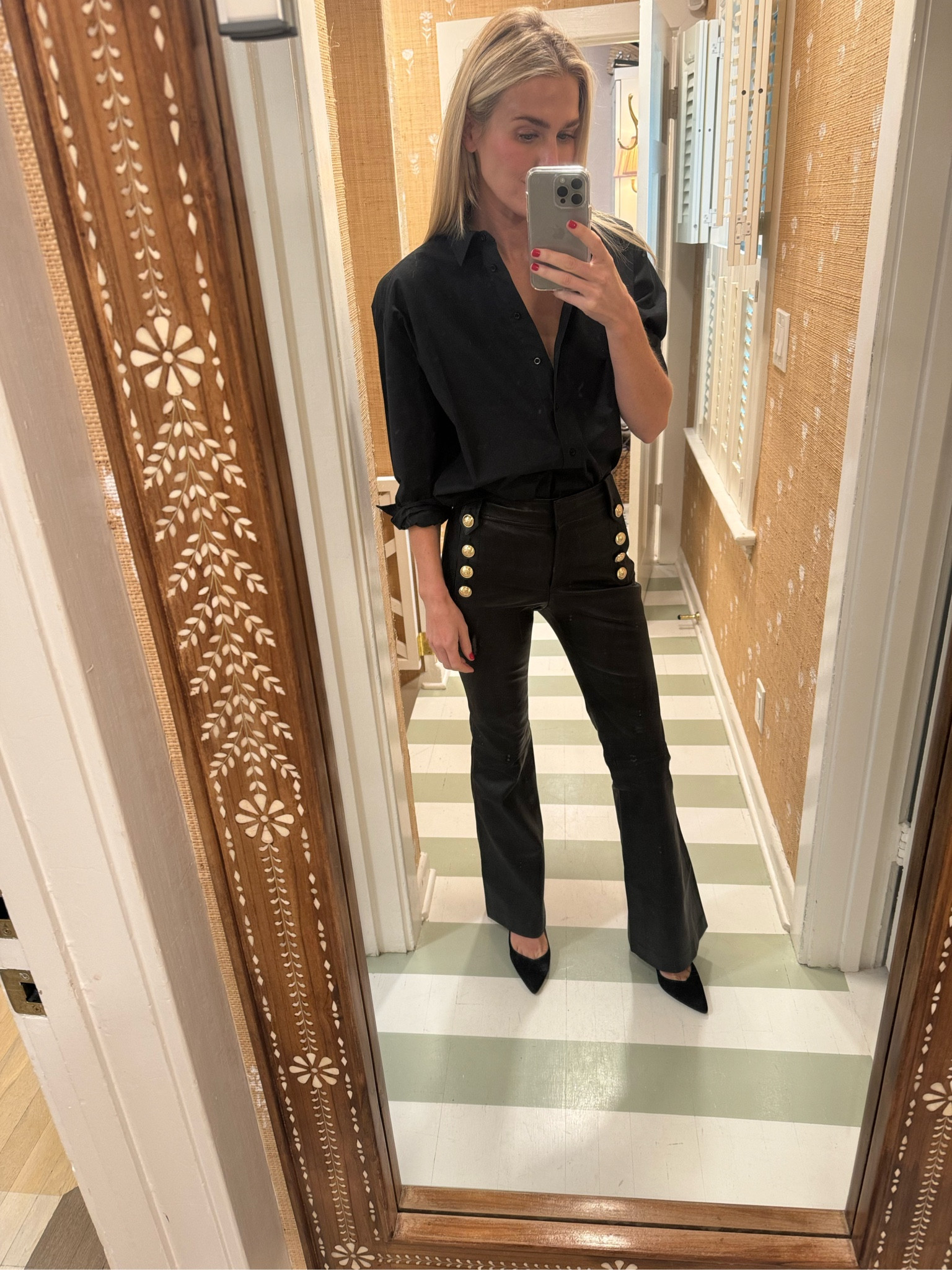 Easiest outfit ever 🖤