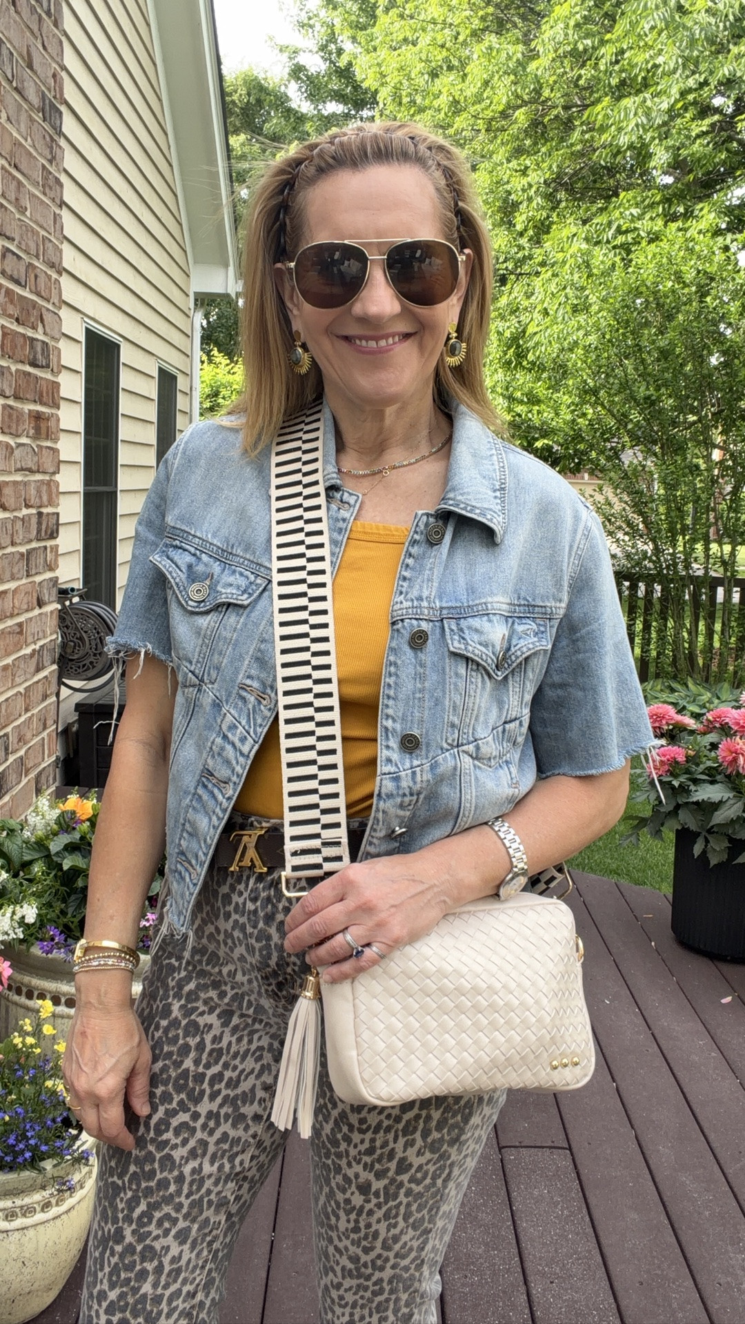 Loving these bags from Pretty Simple for the summer! ☀️ Their camera crossbody is perfect for all your essentials while their hobo tote will fit even more stuff when needed. Which is your fave? 🩷

#LTKOver40 #LTKTravel #LTKPetite