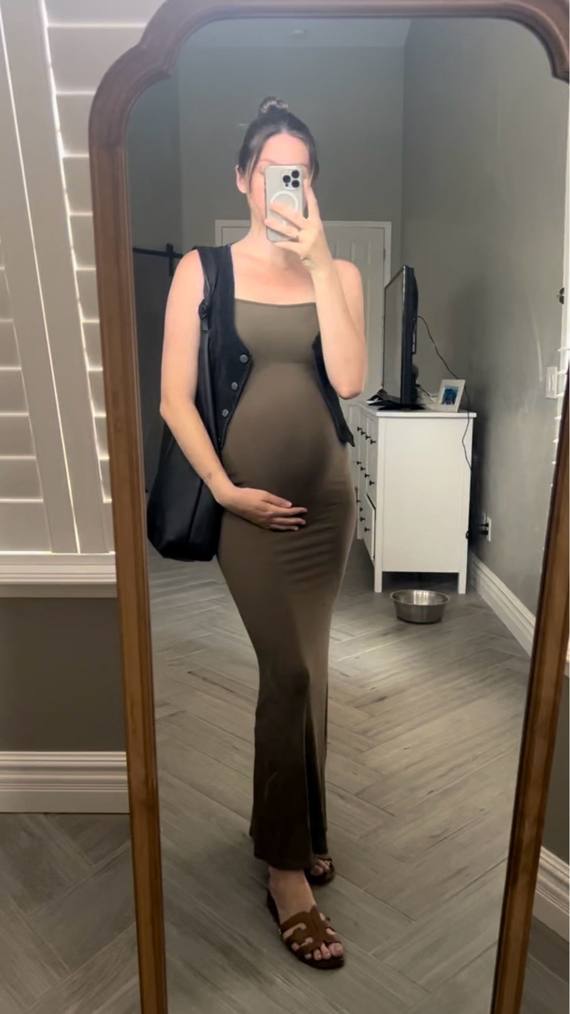 3rd trimester outfit

#LTKBump #LTKBaby #LTKFindsUnder100