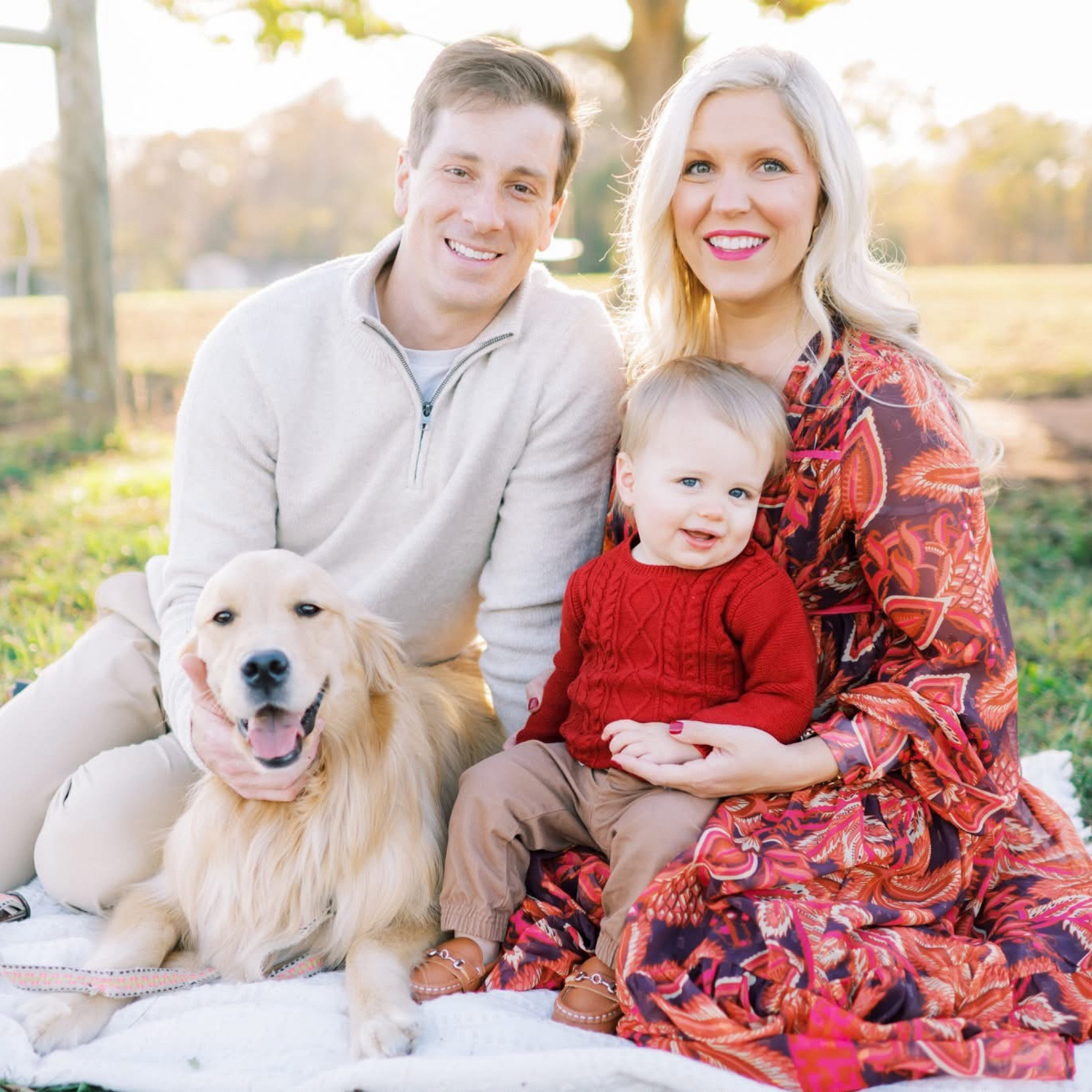 Finally sharing more of our family photos! You know you have a great photographer when she can get your dog AND your toddler smiling at the same time 😜
•
•
#kristieincarolina #liketkit #style #shopthepost 
#rewardstylebloggers #LTKseasonal
#holidayoutfits #holidayphoto #christmascard #outfitinspo #familyphotos #LTKbaby

#LTKBaby #LTKFamily #LTKSeasonal