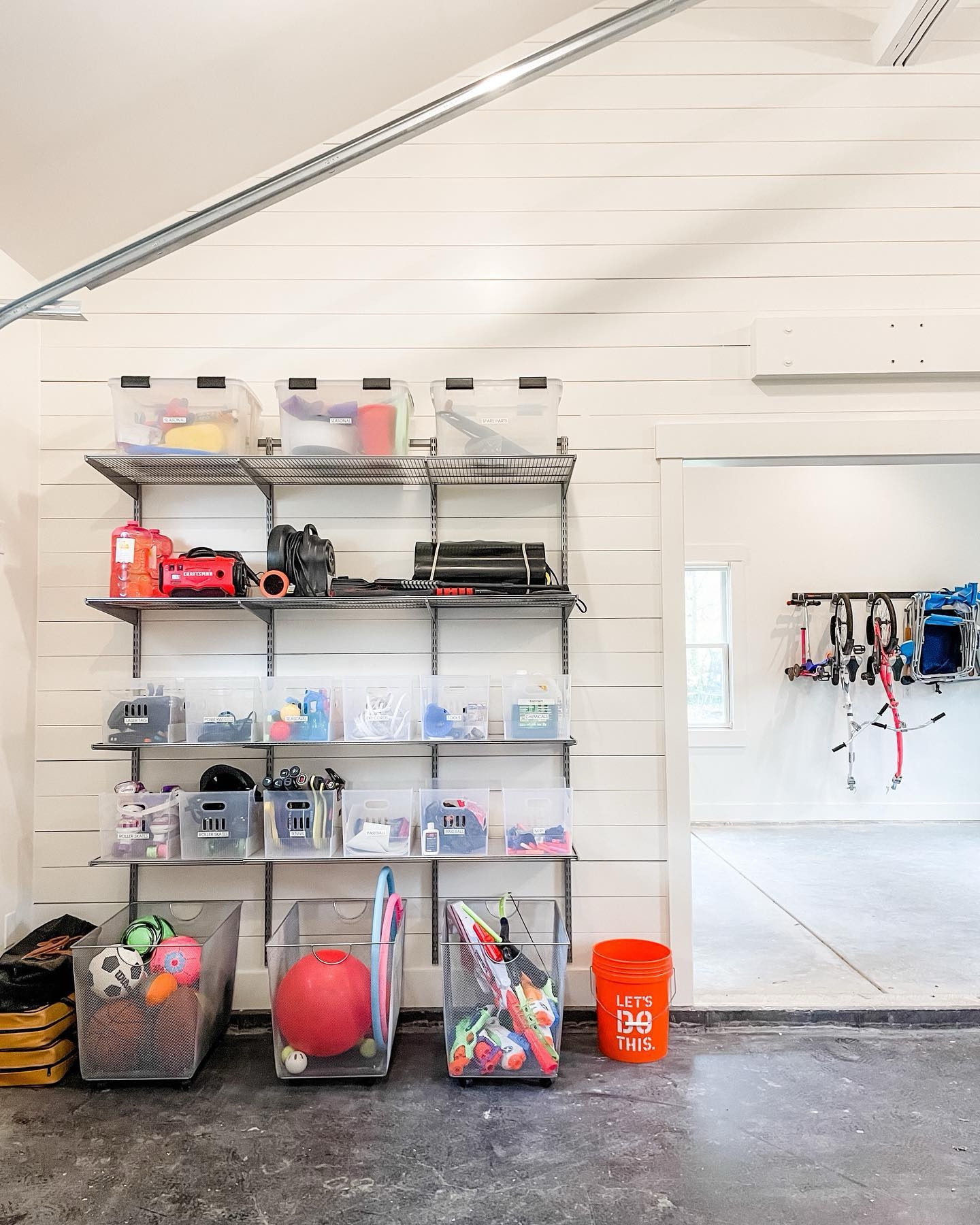 Sunny Sundays are for gorgeous garages.
⠀⠀⠀⠀⠀⠀⠀⠀⠀
As garage season approaches, it seems like it’s time to showcase this stunner we worked on last Fall! From a built-in @elfa_creatingspace storage system, to @rubbermaid FastTrack hooks for scooters + chairs, and our all-time favorite @steadyrack bike racks, this garage truly has a designated space for everything.
⠀⠀⠀⠀⠀⠀⠀⠀⠀
Every garage has potential…we’d love to help with yours!