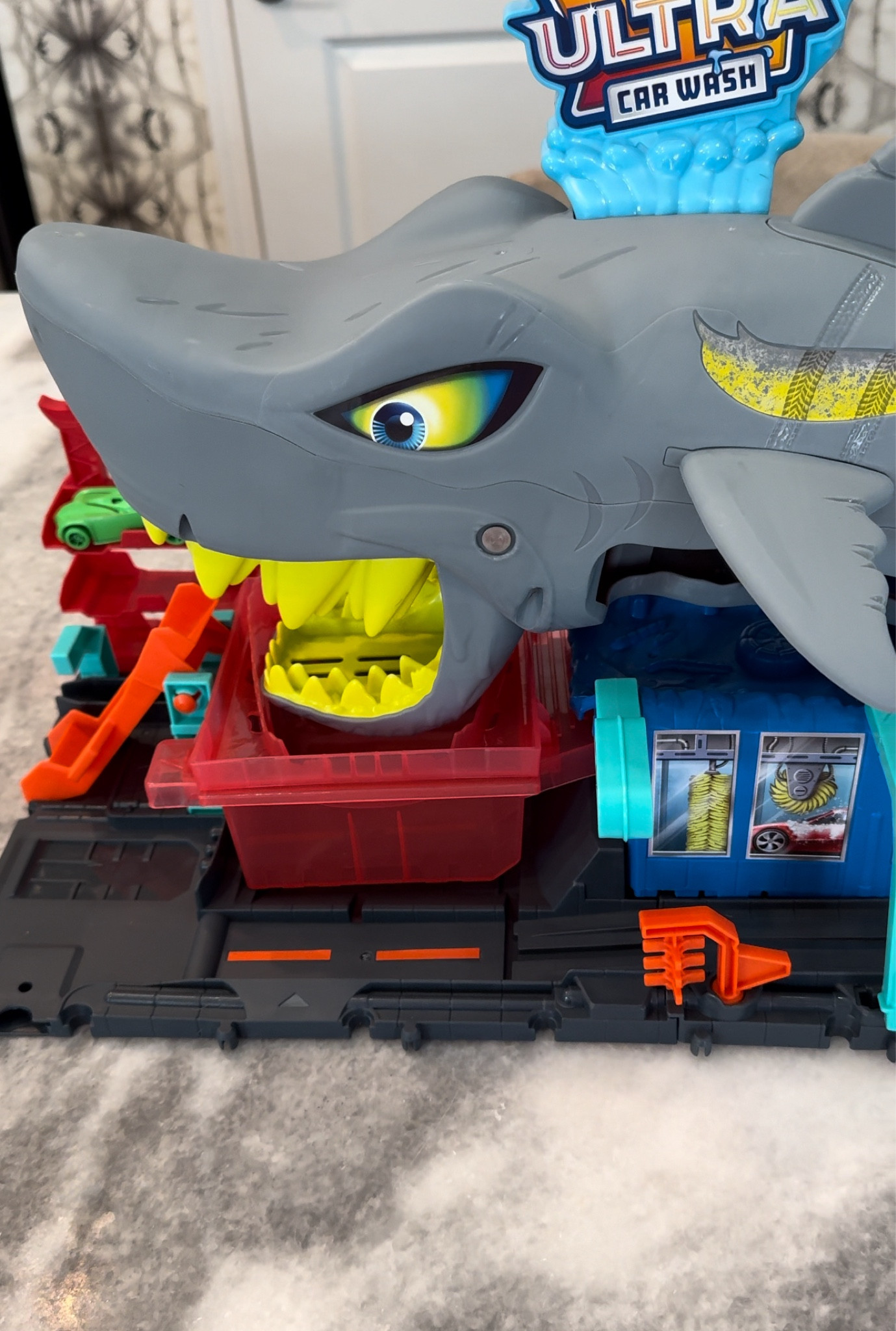 Hot wheels car wash with a color changing car 

#LTKFindsUnder50 #LTKGiftGuide #LTKHoliday