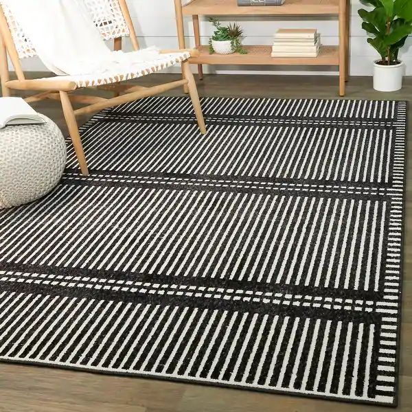 Sinclair Striped Contemporary Area Rug - On Sale - Overstock - 32092195 | Bed Bath & Beyond