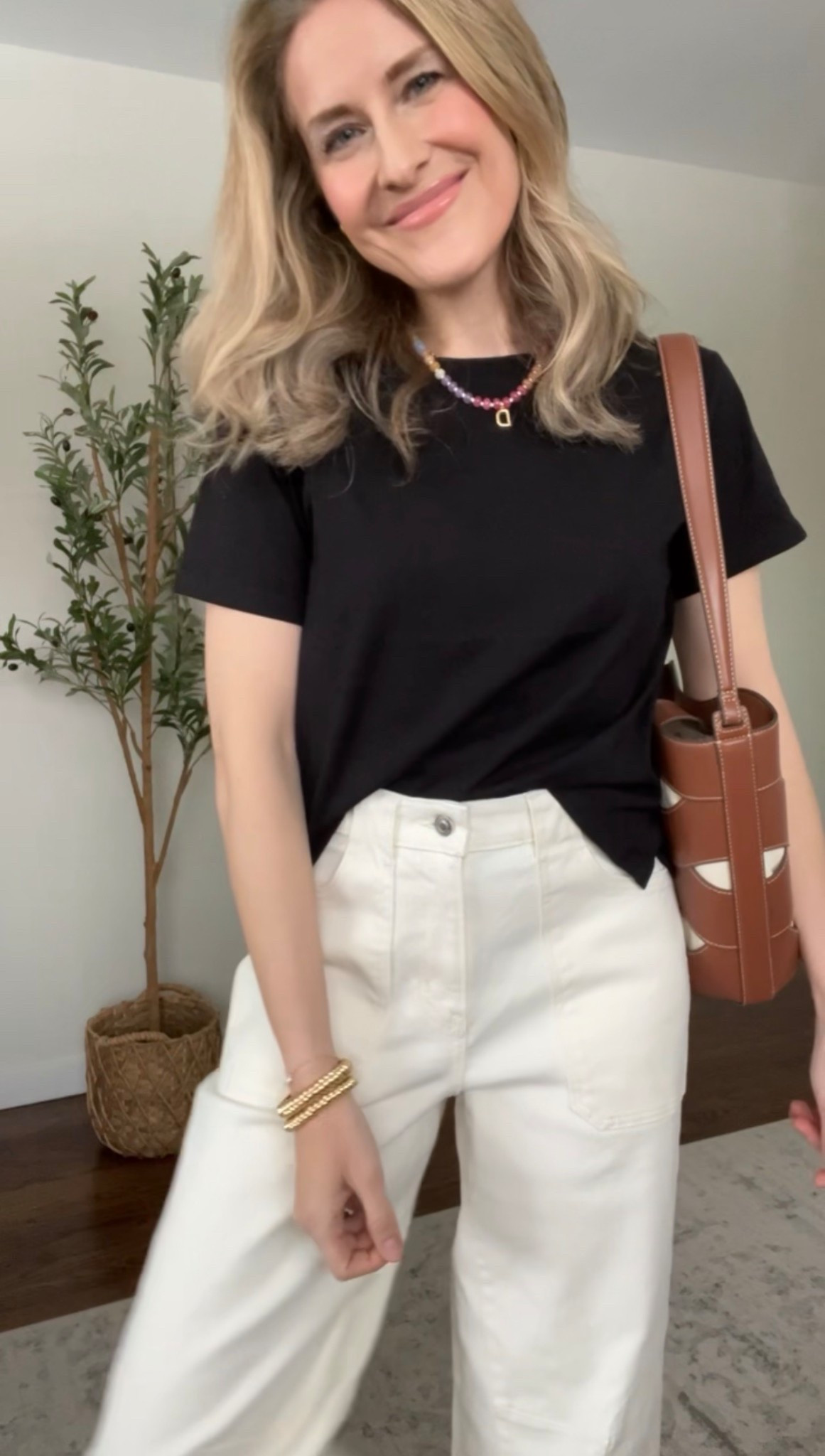 Walmart $9 cotton boxy crop tees and white barrel jean. Size medium tee and tts 6 jeans (go down in the jeans if you like your jeans tight). #walmartfashion 

#LTKOver40