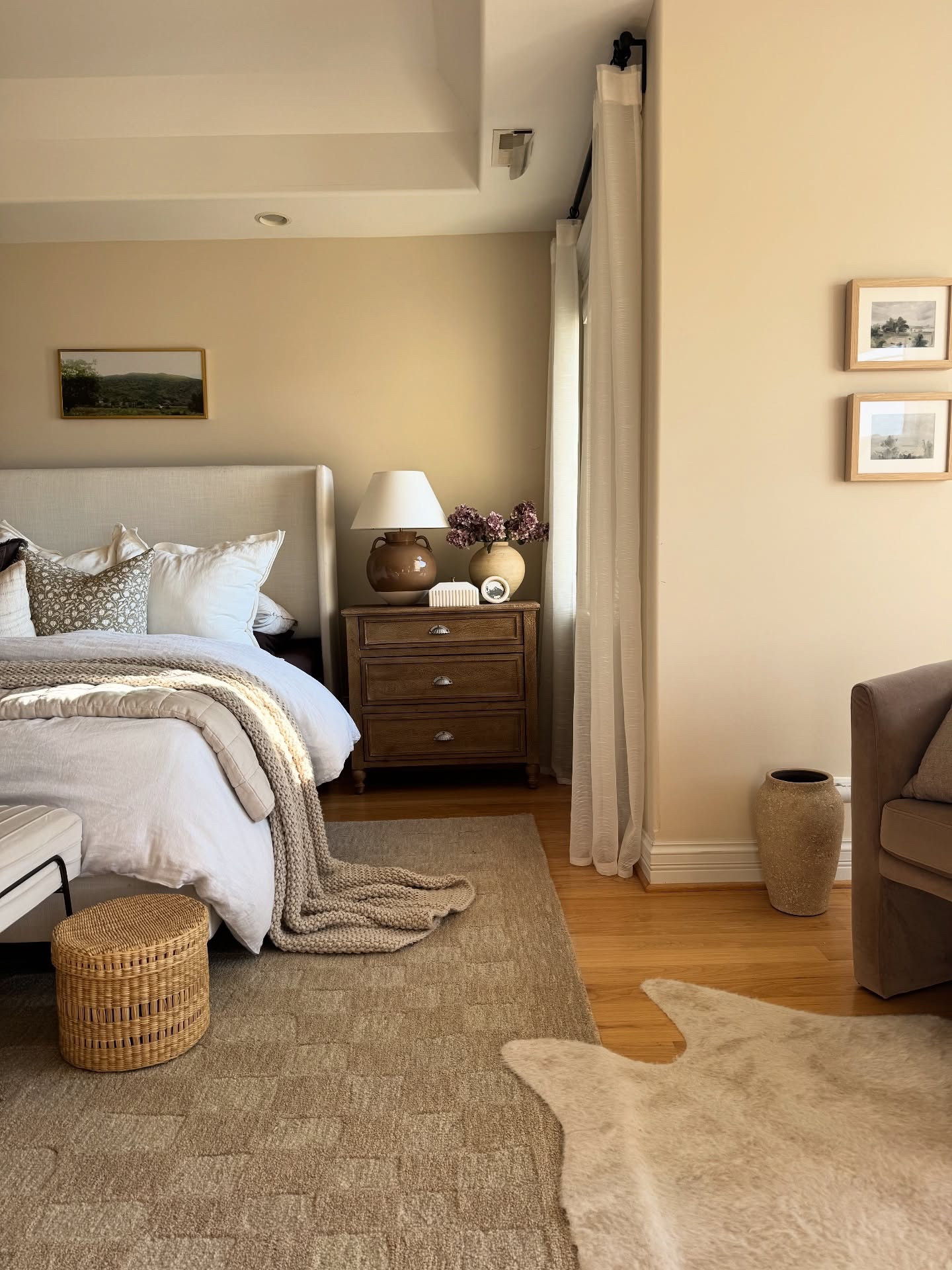 Recent bedroom views 🤎 comment BEDROOM for links!

Added this beautiful neutral wool rug from the new  @leannefordinteriors x @loloirugs collection to our bedroom and I couldn’t love it more! It has the perfect subtle pattern and the wool texture is giving that cozy, earthy organic feel. 
I am a huge fan of Leanne’s work and was so excited for this collab! 

Rug: Crave Collection in Oatmeal/Dove 

You can shop everything on my @shop.ltk page and my stories right now! #leannelovesloloi 

#bedroominspo #leannefordxloloi