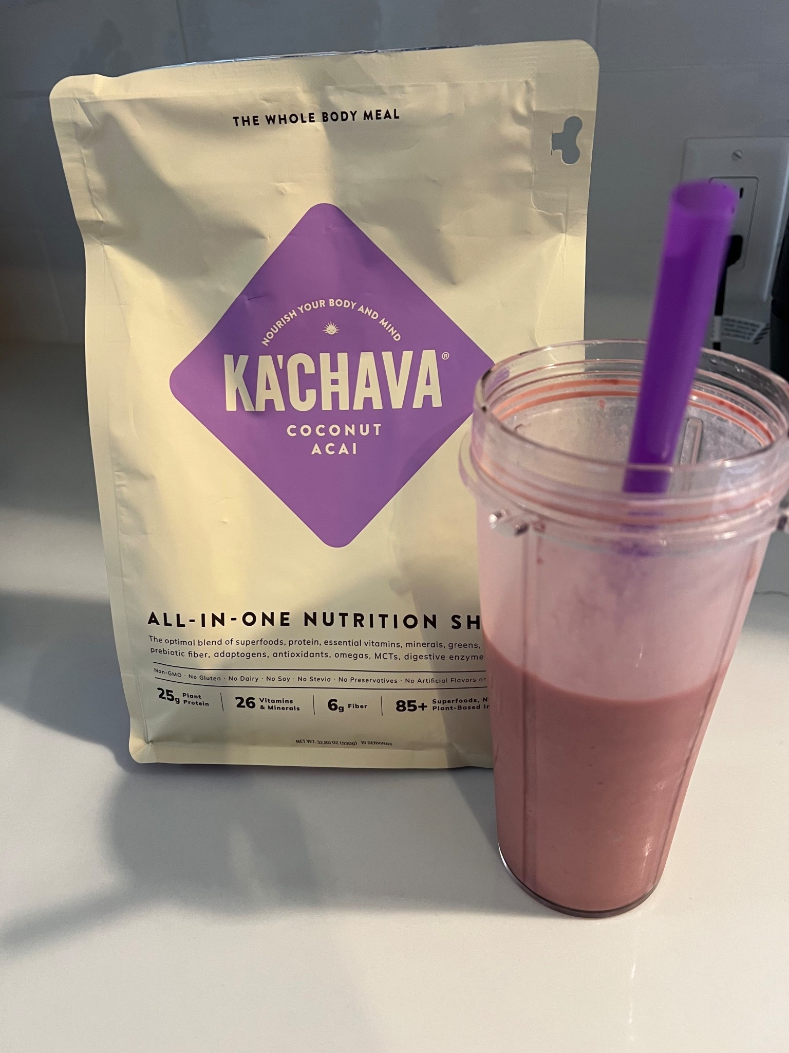 My favorite go to protein shake after workouts or just anytime of day. Taste is a big factor for me and these taste like a dessert! Protein, vitamins, and superfoods! 

#LTKFamily #LTKActive