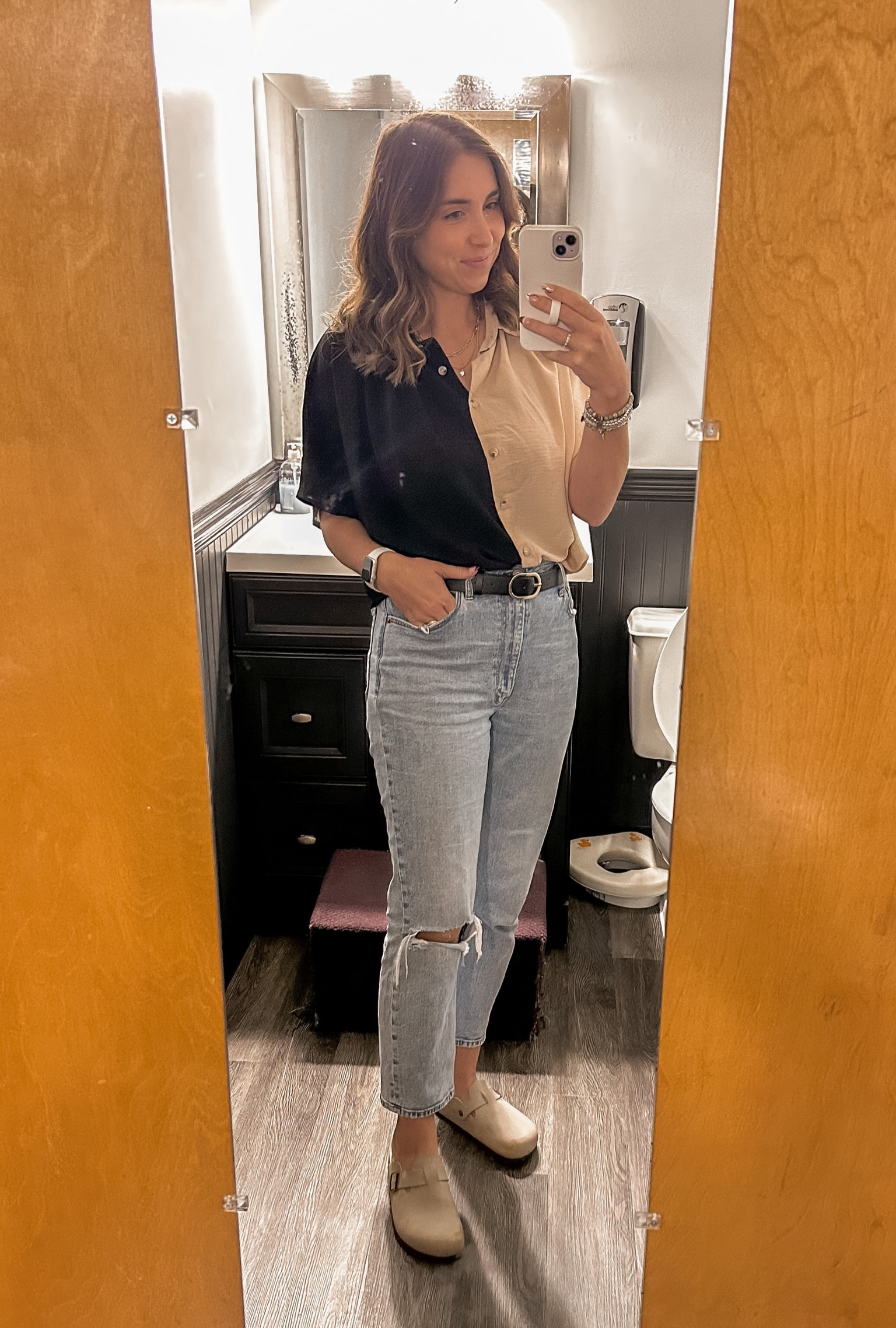  Cheap casual outfit 🤎🖤
Abercrombie jeans, SHEIN top, black belt, 

#LTKfindsunder50 #LTKstyletip #LTKshoecrush