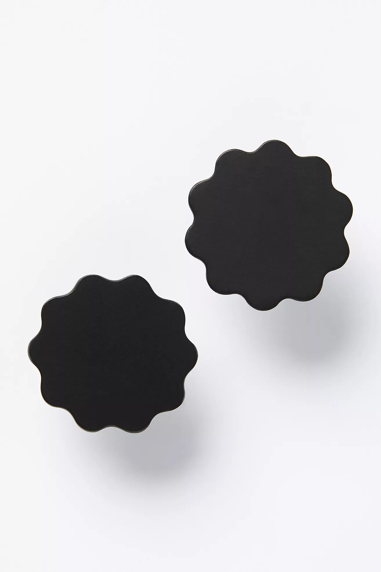 Wiggle Scalloped Brass Knobs, Set of 2 | Anthropologie (US)