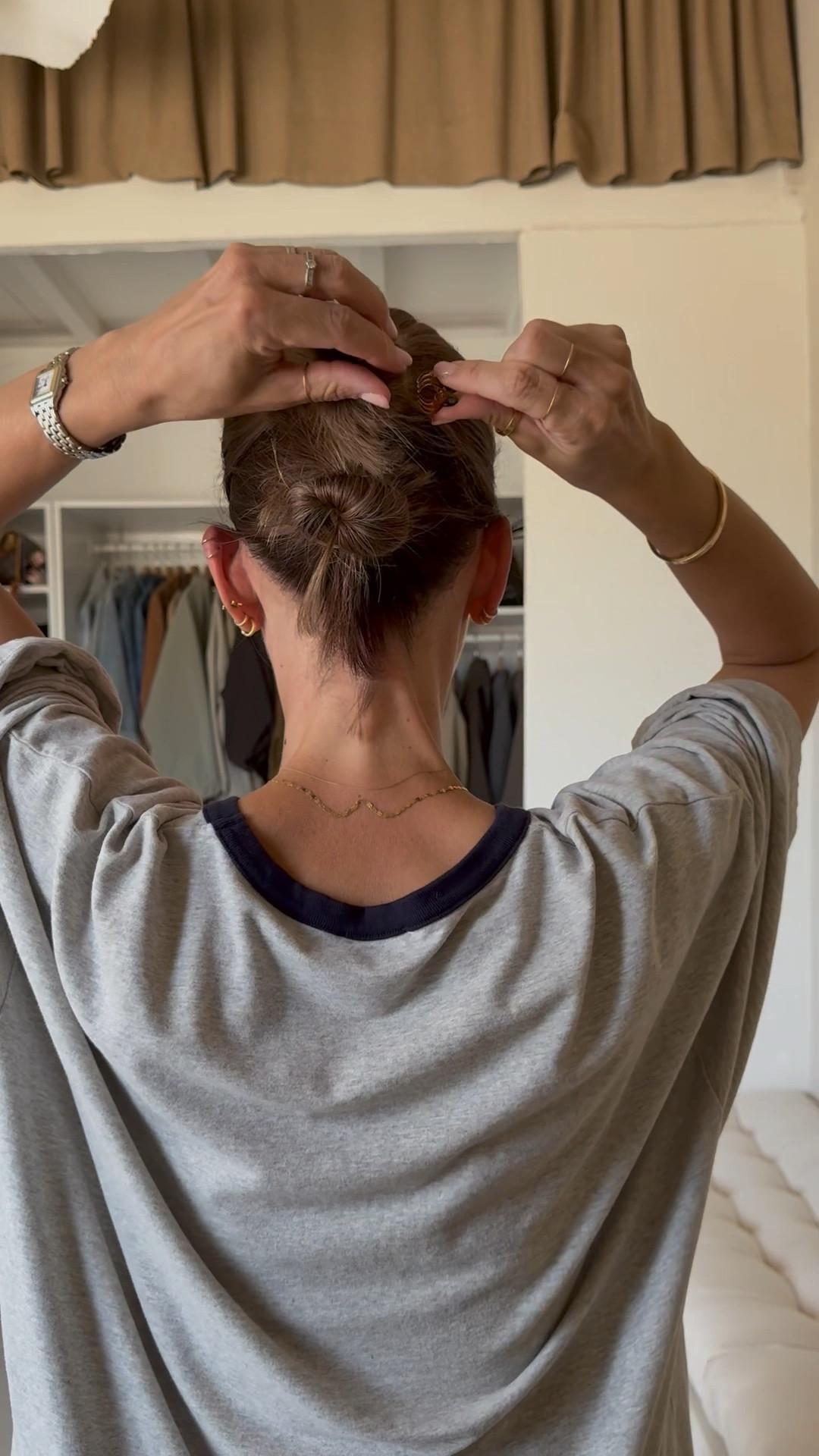Chignon simple

#LTKfrance #LTKeurope #LTKsummer