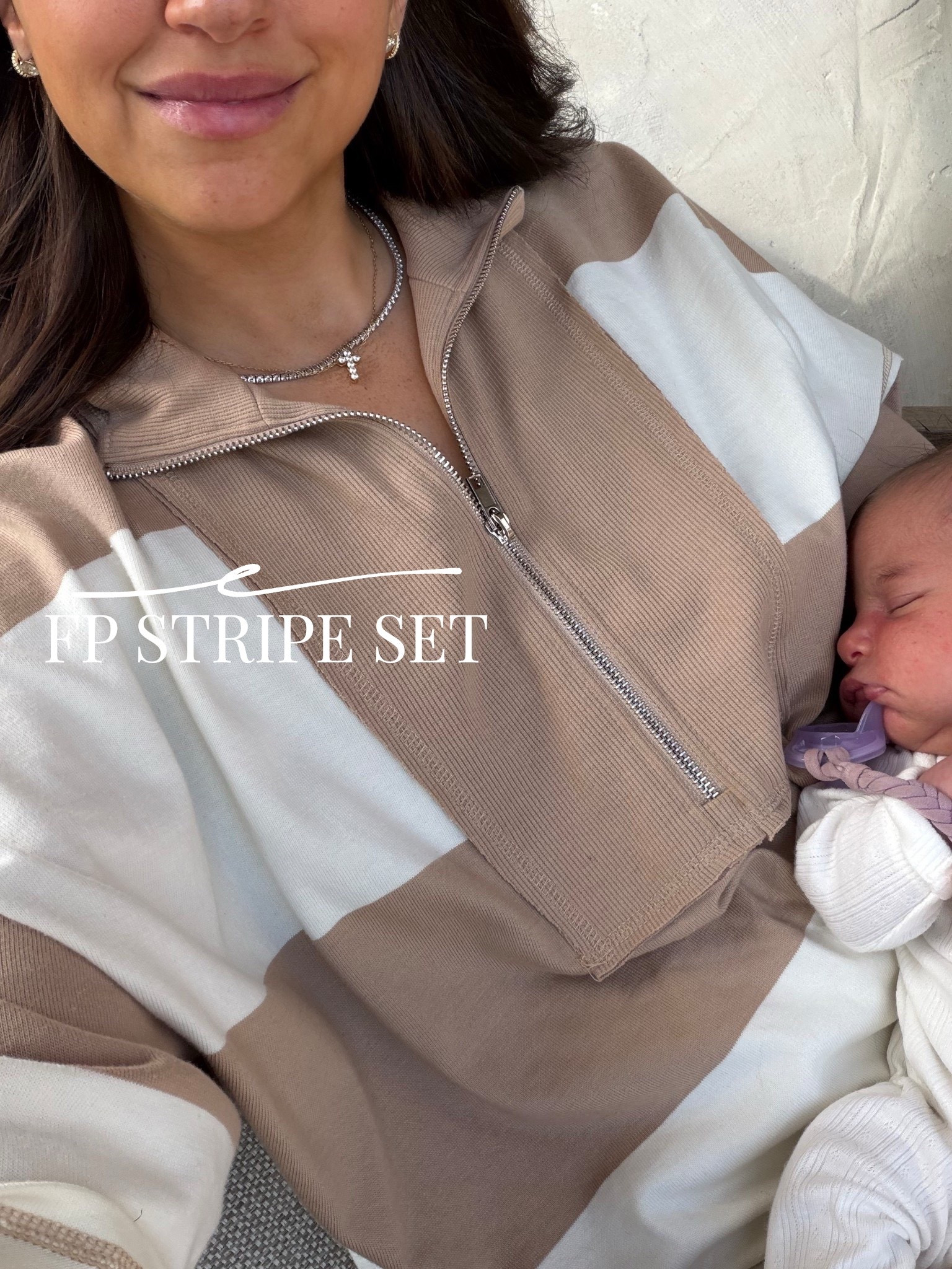 The best throw on set!! & feeding friendly! Linking the amazon version🤍

Set: medium 

Dressupbuttercup.com #dressupbuttercup #dederaad


#LTKdayinmylife #LTKootd #LTKmomlife