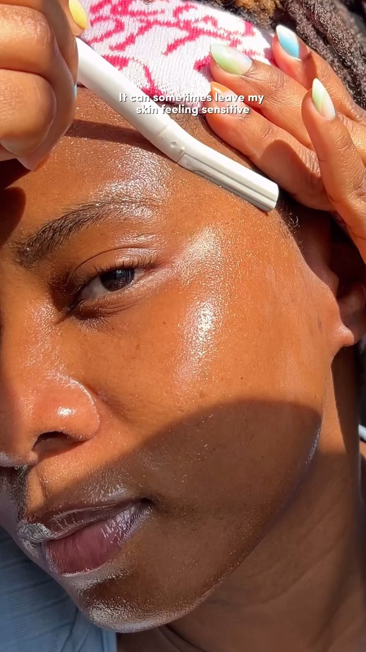 #insidercreatorfund | If you’re a fan of dermaplaning, you’ve probably experienced the irritation that comes after. But don’t worry, I’ve found a solution that helps prevent that! My High Roller from @topicals is a game-changer. This lightweight serum is a must-have, and it’s not just for your face - you can use it everywhere you’ve shaved. The mess-free packaging is super hygienic and easy to use. Want to reduce ingrown hair, soothe irritation, soften skin, and exfoliate? Join the High Roller fan club! 

You can find it at @sephora online and in-store, or at Topicals’s website. 

#topicals #june24cf #highroller #highrolleringrowntonic #ingrownhairs #waxingroutine #shavingroutine

#LTKBeauty #LTKVideo