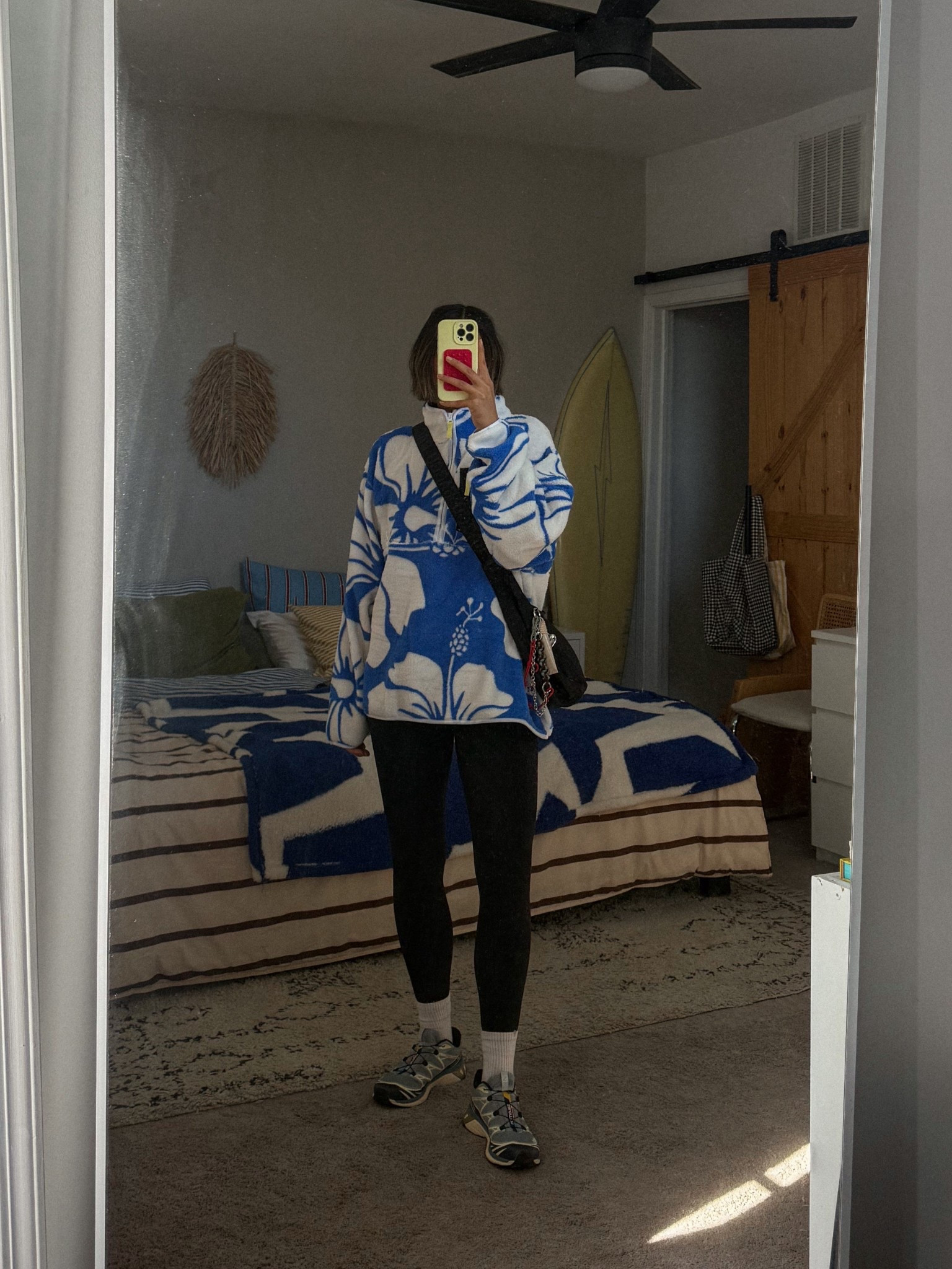monday ootd

fleece: Duvin Design PARADISE ZIP SHERPA