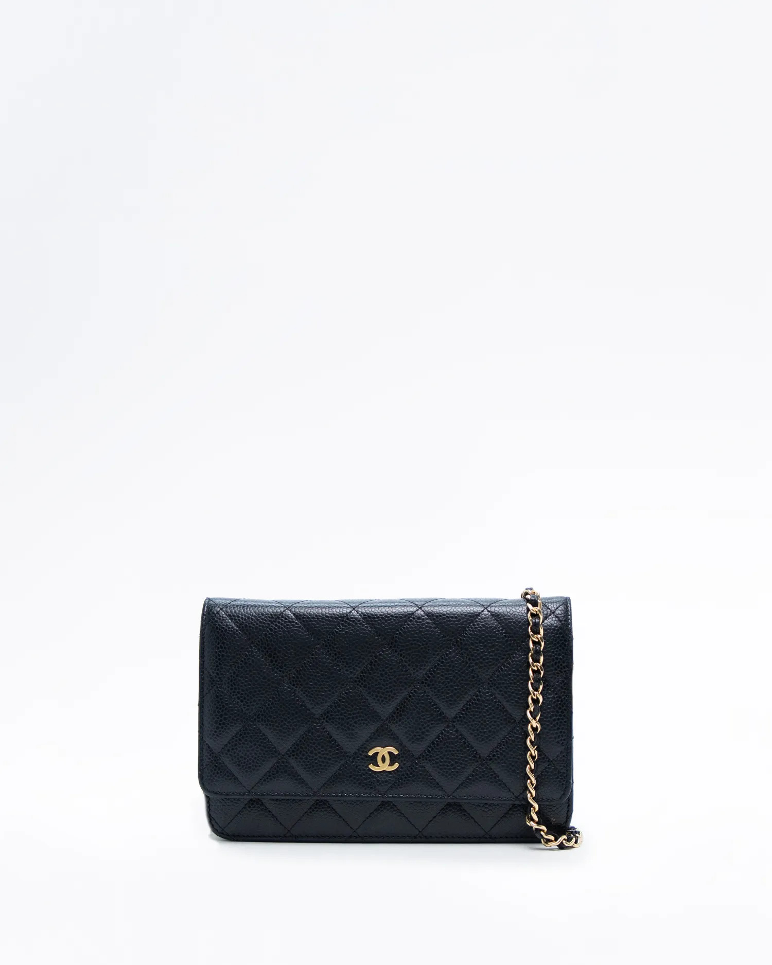Caviar Quilted Wallet on a Chain | Vivrelle