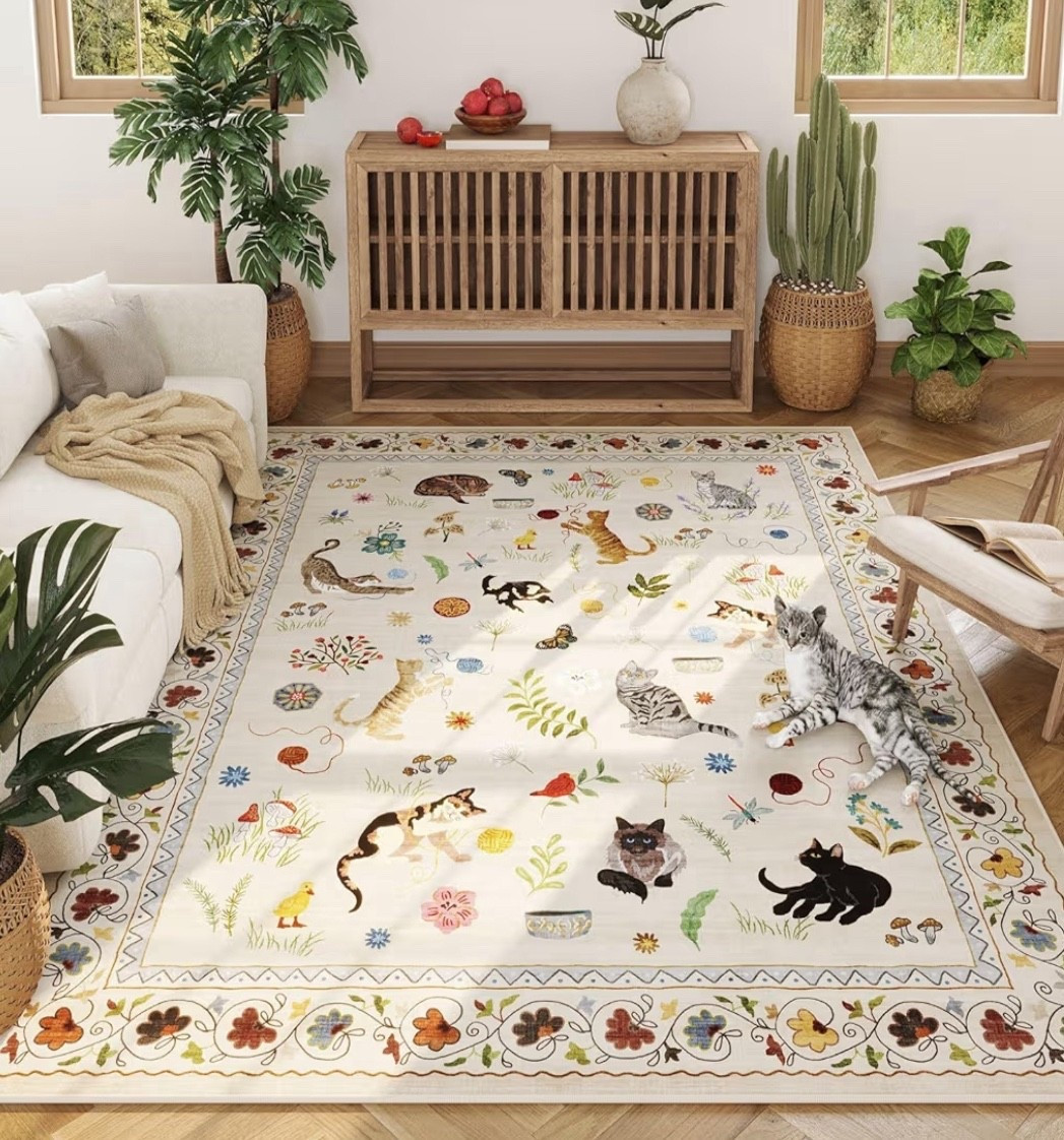 #cats #catrug #catcarpet #arearug #catlovers #livingroom #catdecor