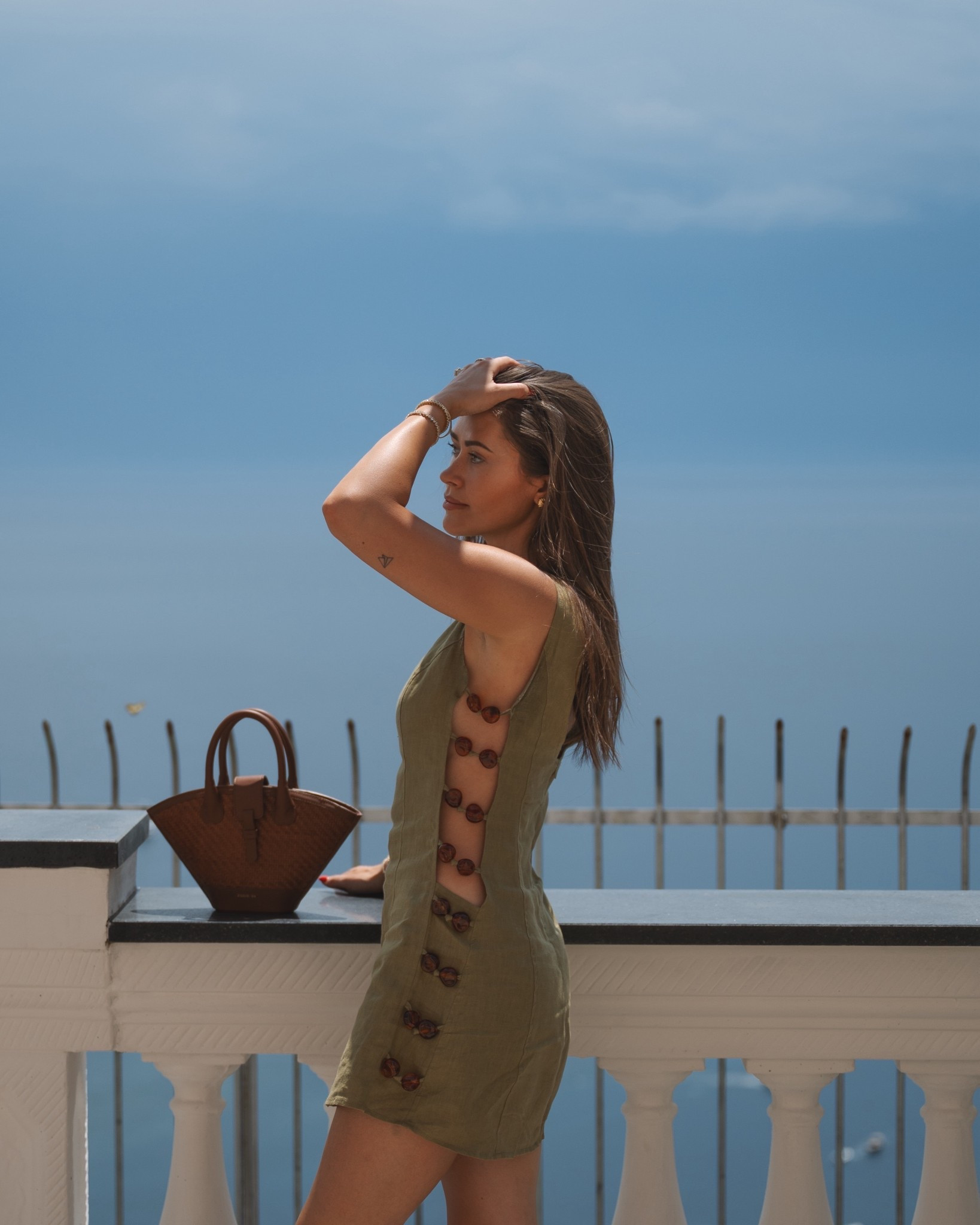 The best dress for summer and it comes in so many fun colors! I’m wearing an XS 

#LTKTravel #LTKSeasonal #LTKStyleTip